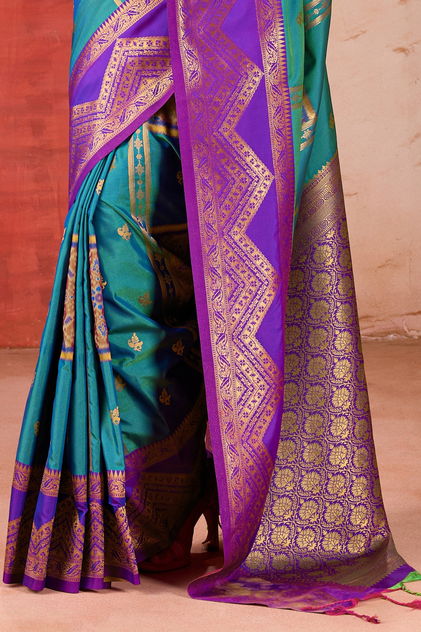 Buy MySilkLove Argentinian Blue Banarasi Handloom Saree Online