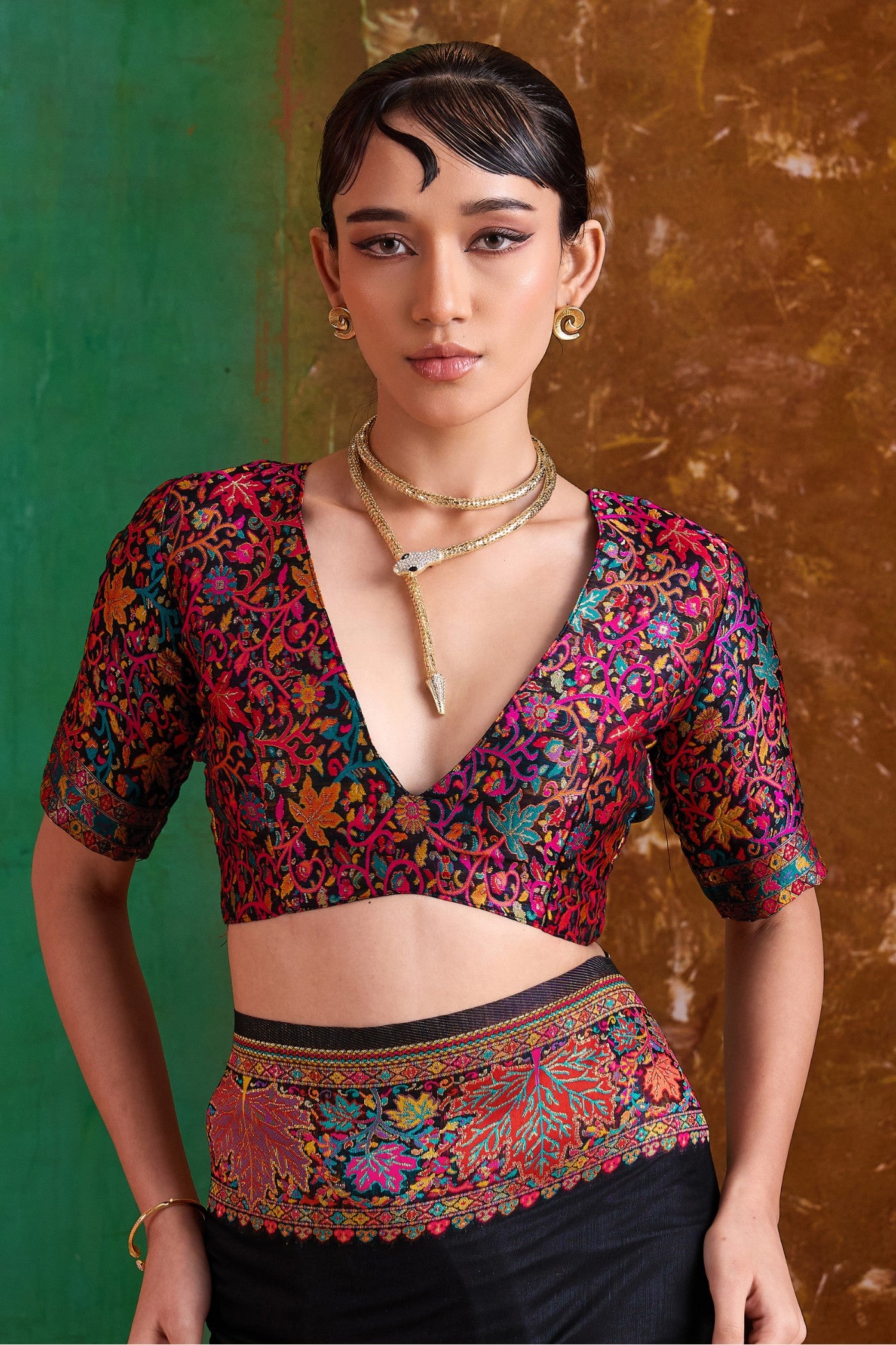 Buy MySilkLove Dusky Black Kashmiri Handloom Jamewar Saree Online