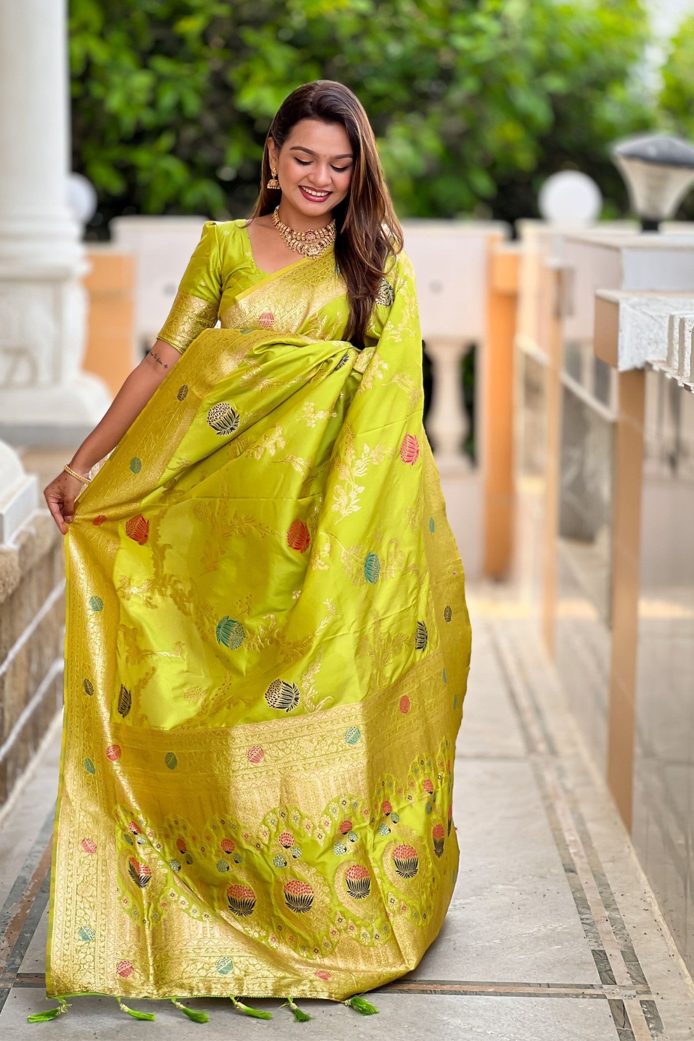 Buy MySilkLove Parrot Green Woven Banarasi Saree Online