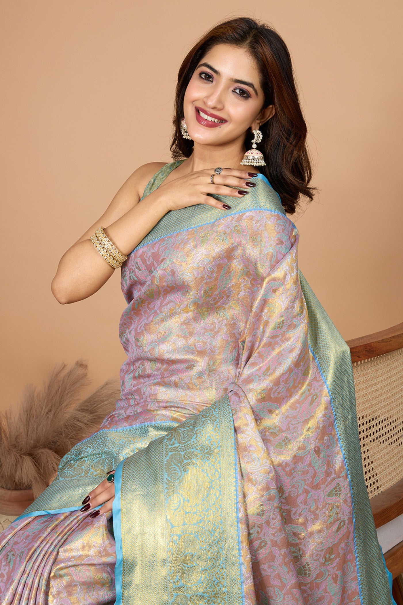 Buy MySilkLove Brighten Pink Woven Kanjivaram Saree Online