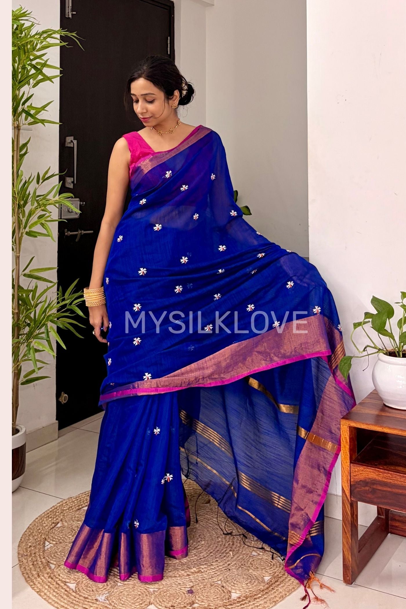 Buy MySilkLove Havelock Blue Handloom Cotton Prajakta Flower Butti Saree Online