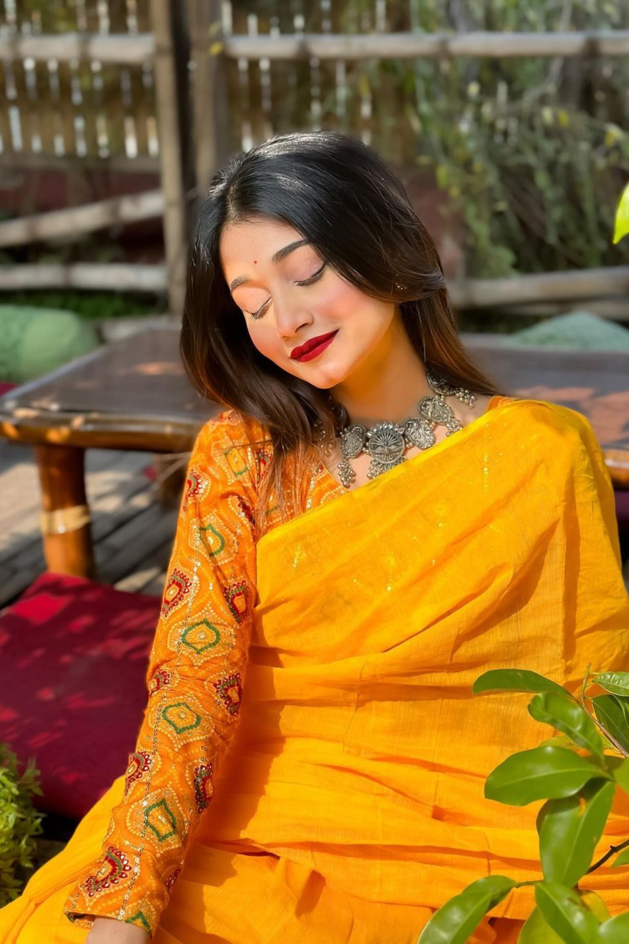 Buy MySilkLove California Yellow Gicha Cotton Handloom Saree Online