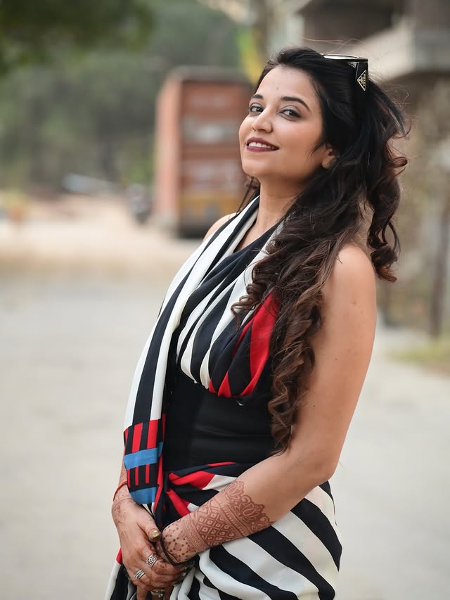 Buy MySilkLove Crow Black and White Stripes Printed Satin Crepe Silk Saree Online