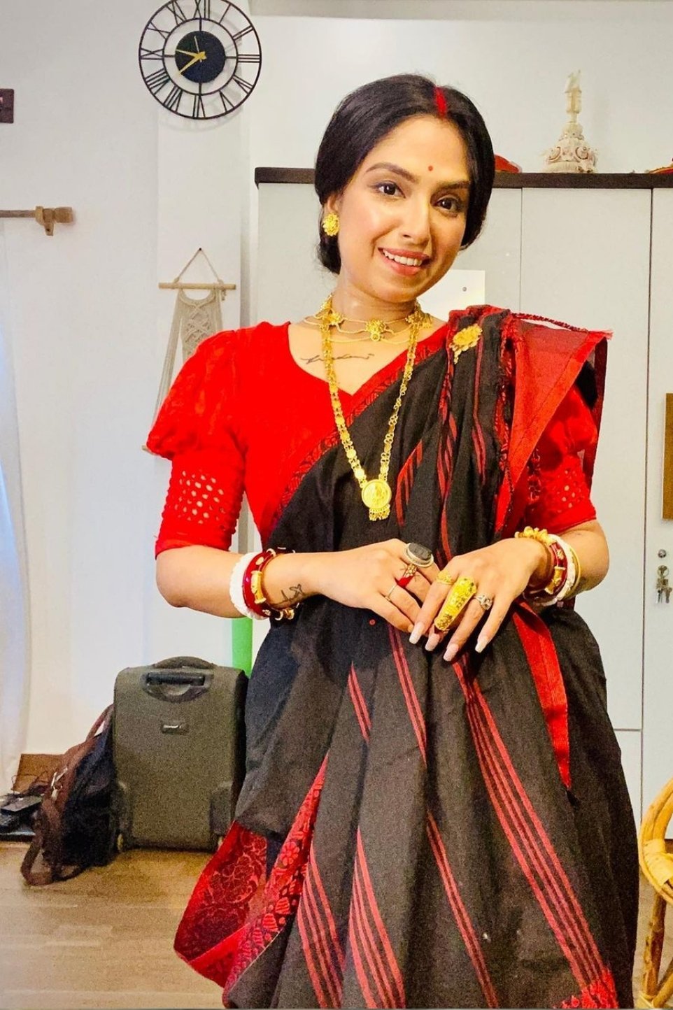 Buy MySilkLove Cloudy Black Cotton Santipuri Saree Online