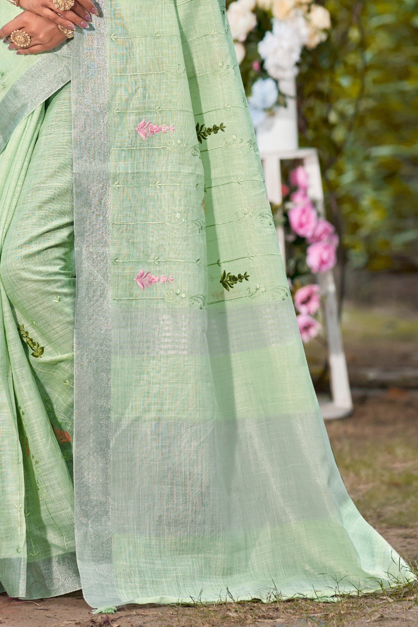 Buy MySilkLove Mint Green Woven Cotton Linen Saree Online