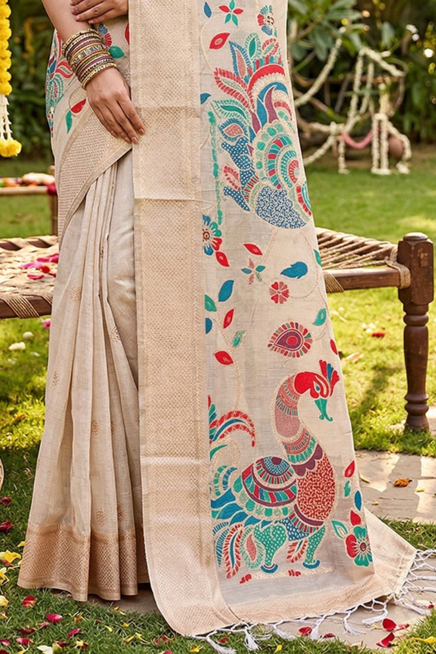 Buy MySilkLove Off-White Woven Linen Cotton Saree Online