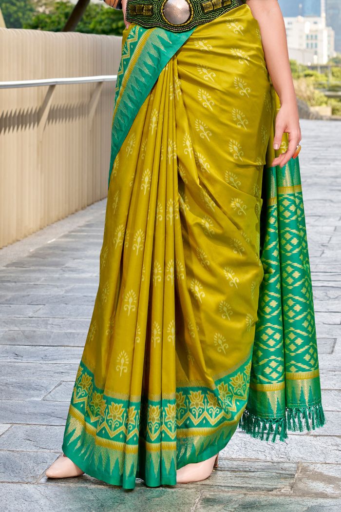 Buy MySilkLove Wild Willow Green Woven Banarasi Saree Online