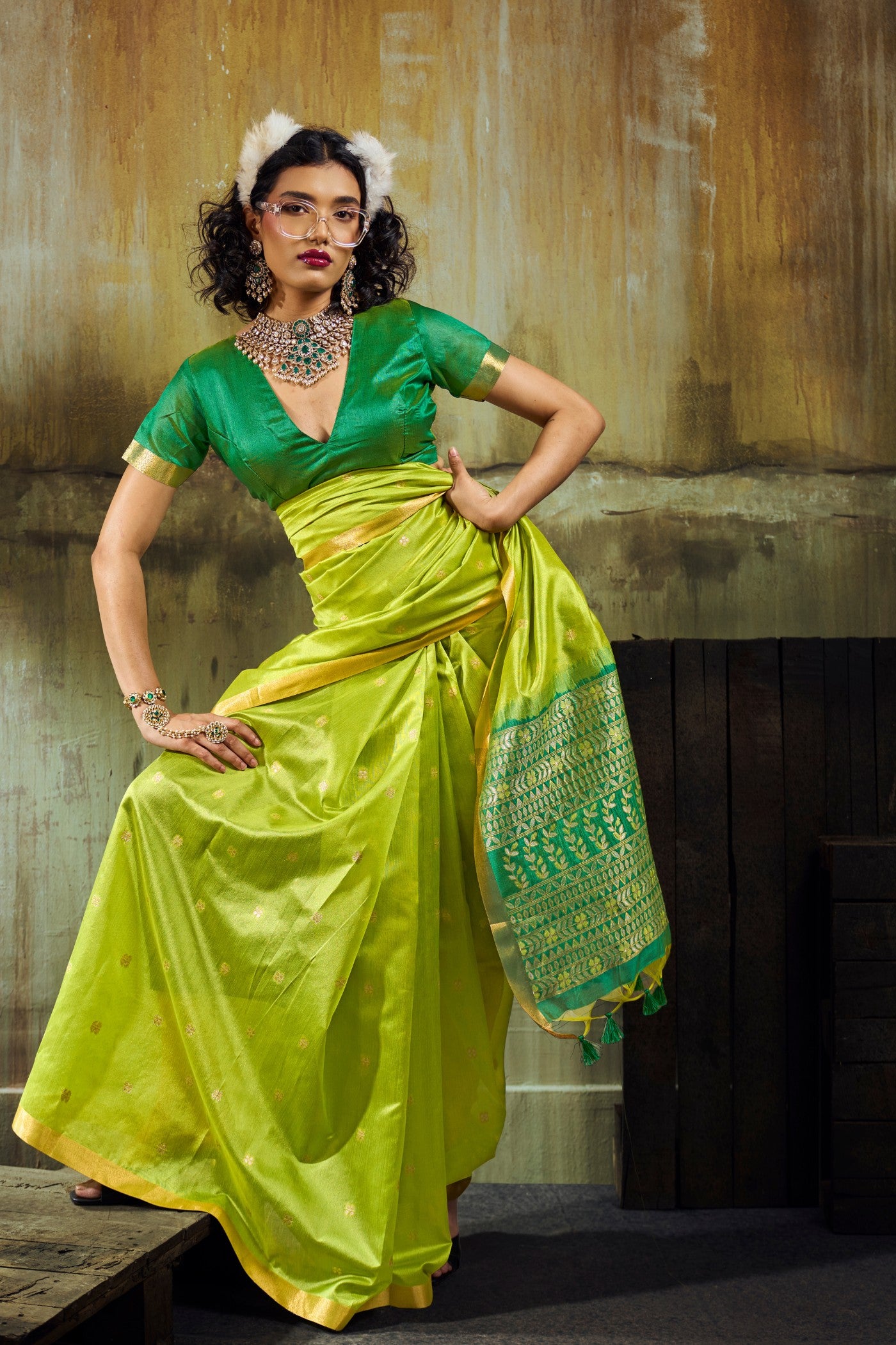 Buy MySilkLove Neon Green Tussar Handloom Silk Saree Online