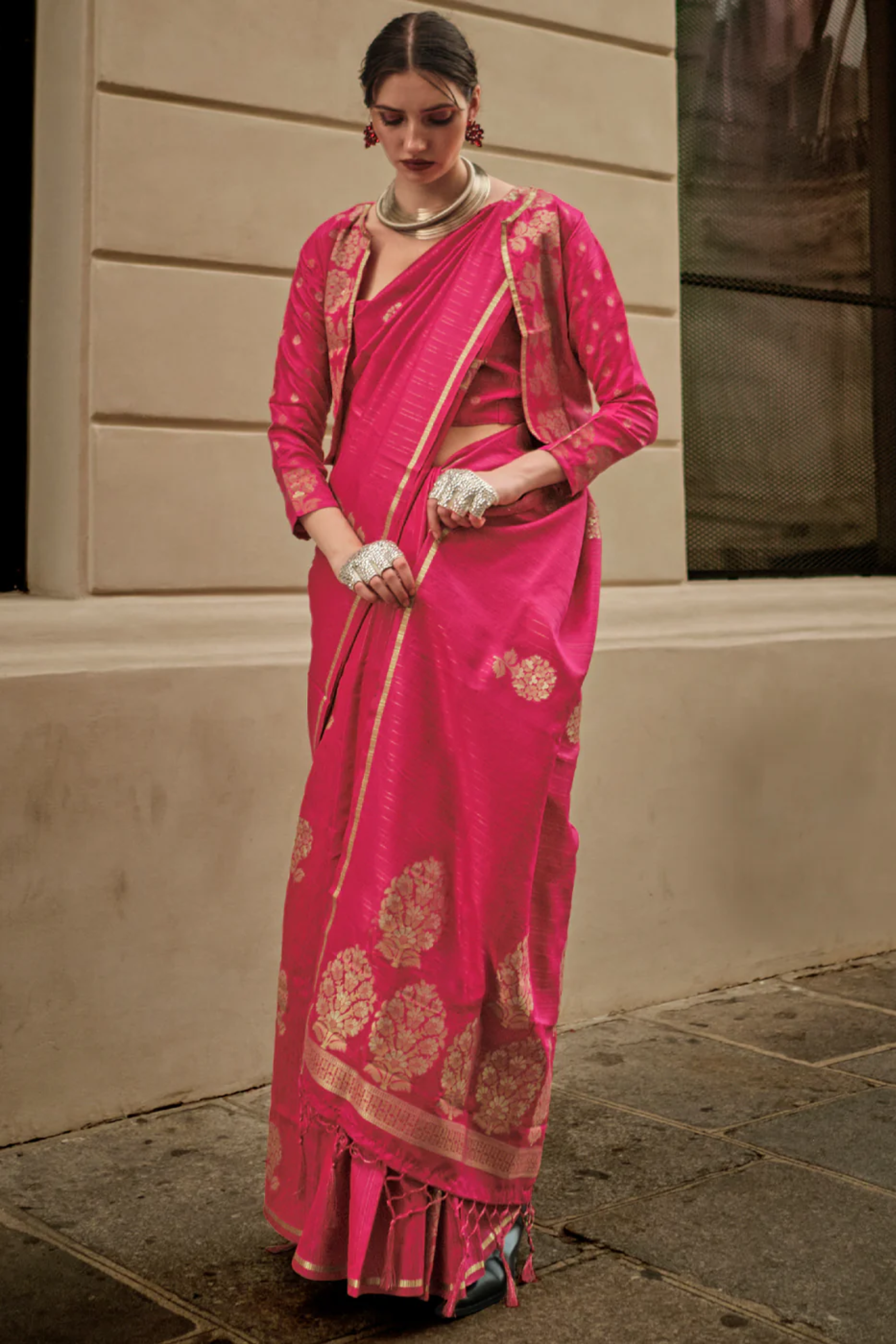 Buy MySilkLove Dingy Dungeon Pink Woven Banarasi Satin Silk Saree Online