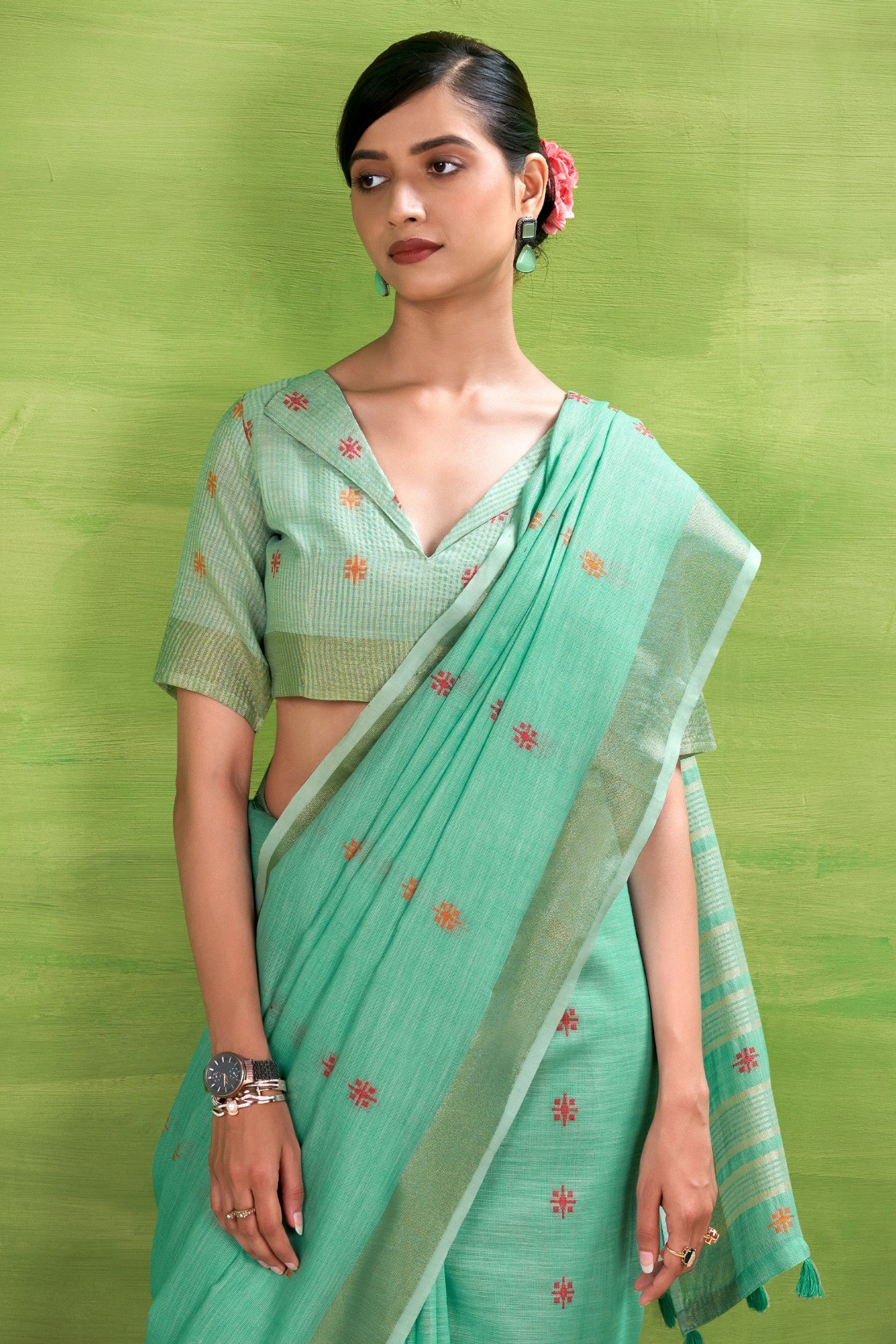 Buy MySilkLove Bright Green Woven Linen Saree Online