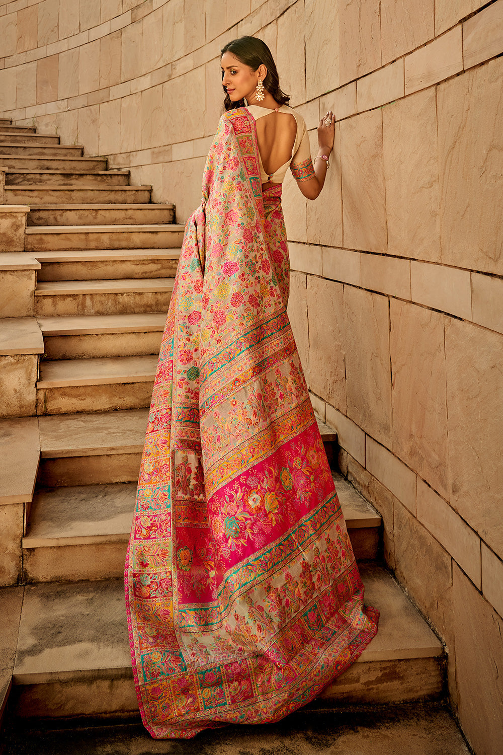 Buy MySilkLove Shimmer Pink Woven Kashmiri Jamewar Silk Saree Online