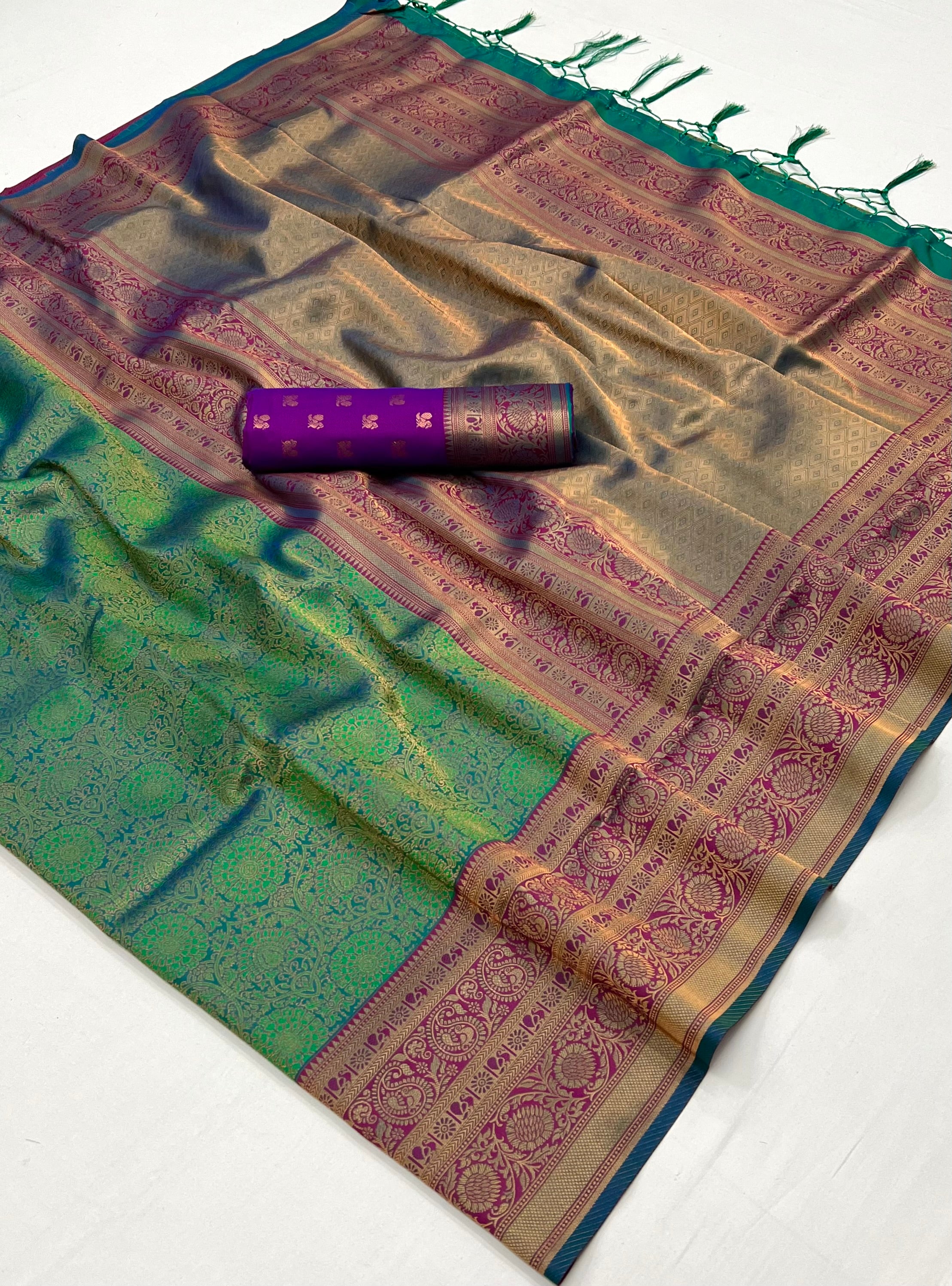 Buy MySilkLove Corduroy Green Chaap Handloom kanjivaram silk Saree Online