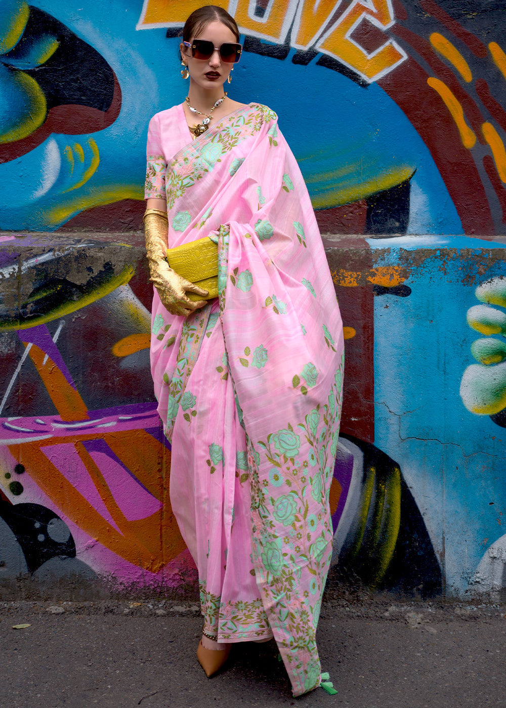 Buy MySilkLove Princess Perfume Pink Floral Handloom Banarasi Saree Online