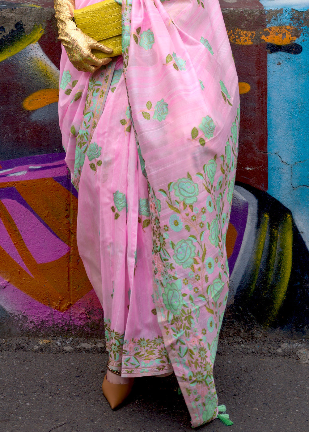 Buy MySilkLove Princess Perfume Pink Floral Handloom Banarasi Saree Online