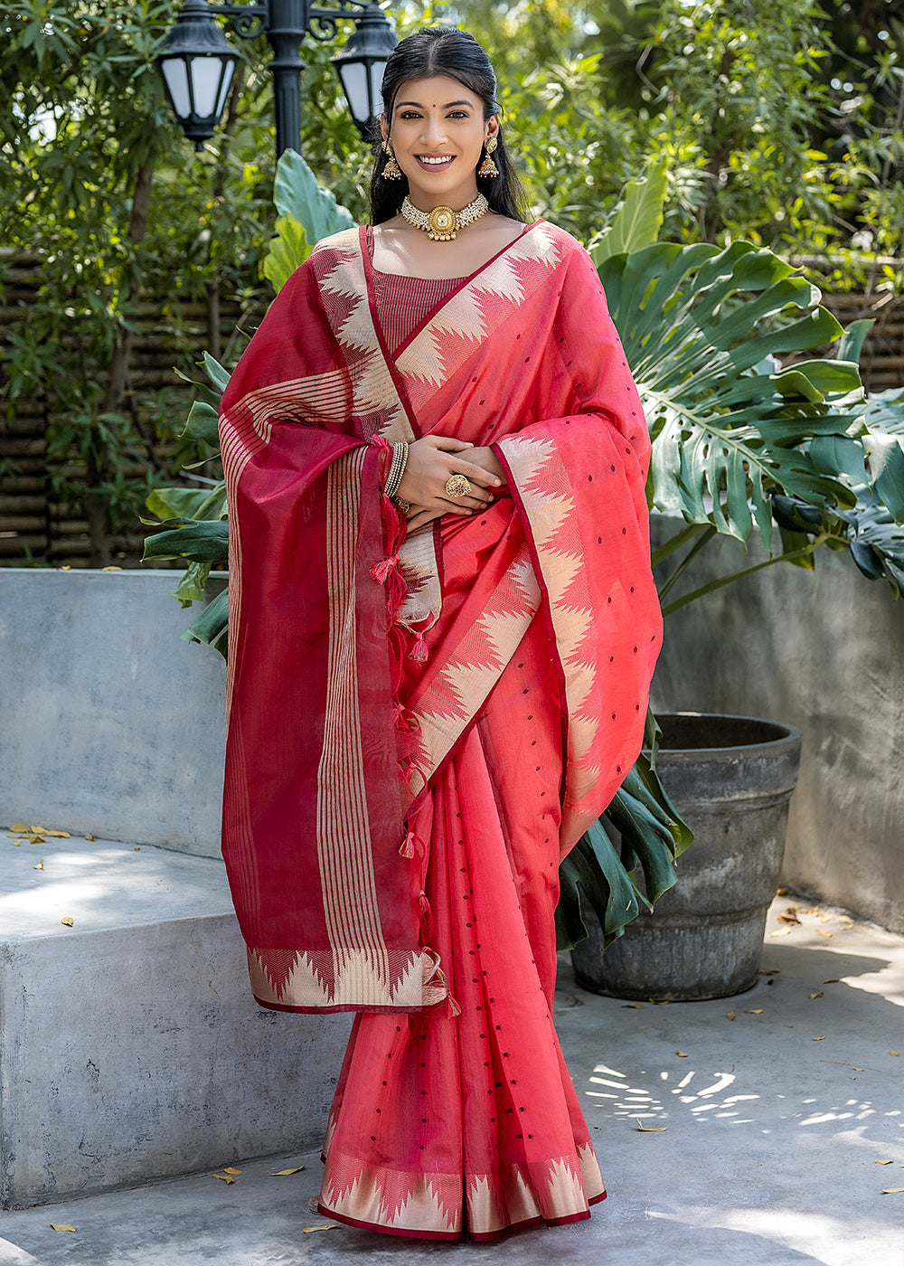 Buy MySilkLove Flush Mahogany Red Zari Woven Banarasi Raw Silk Saree Online