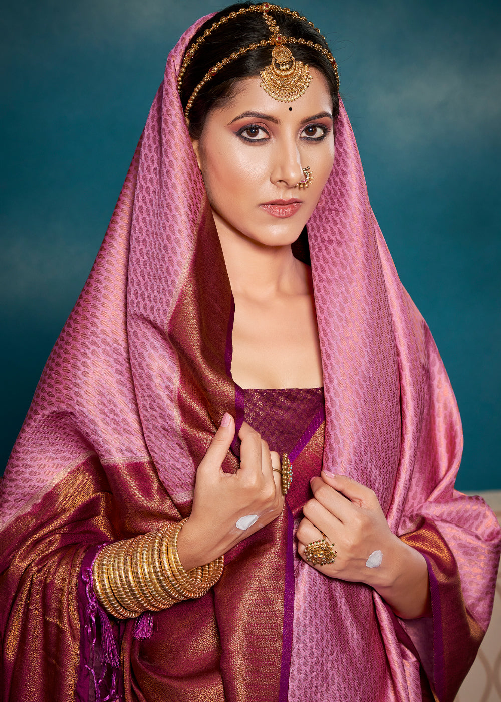 Buy MySilkLove Kobi Pink Woven Kanjivaram Silk Saree Online