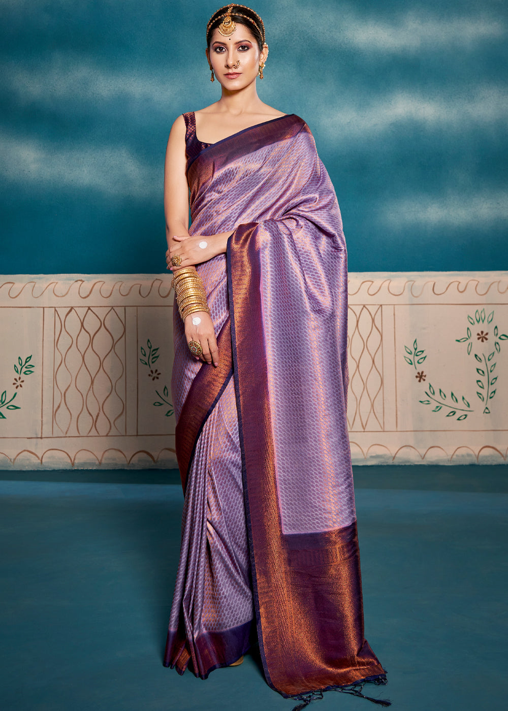 Buy MySilkLove Lily Purple Woven Kanjivaram Silk Saree Online
