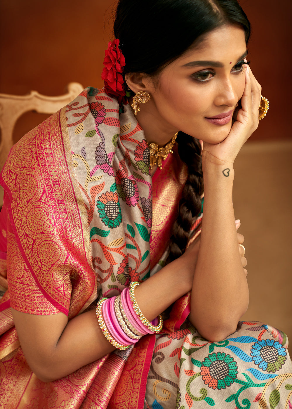 Buy MySilkLove Yuma Cream and Pink Woven Banarasi Kalamkari Silk Saree Online