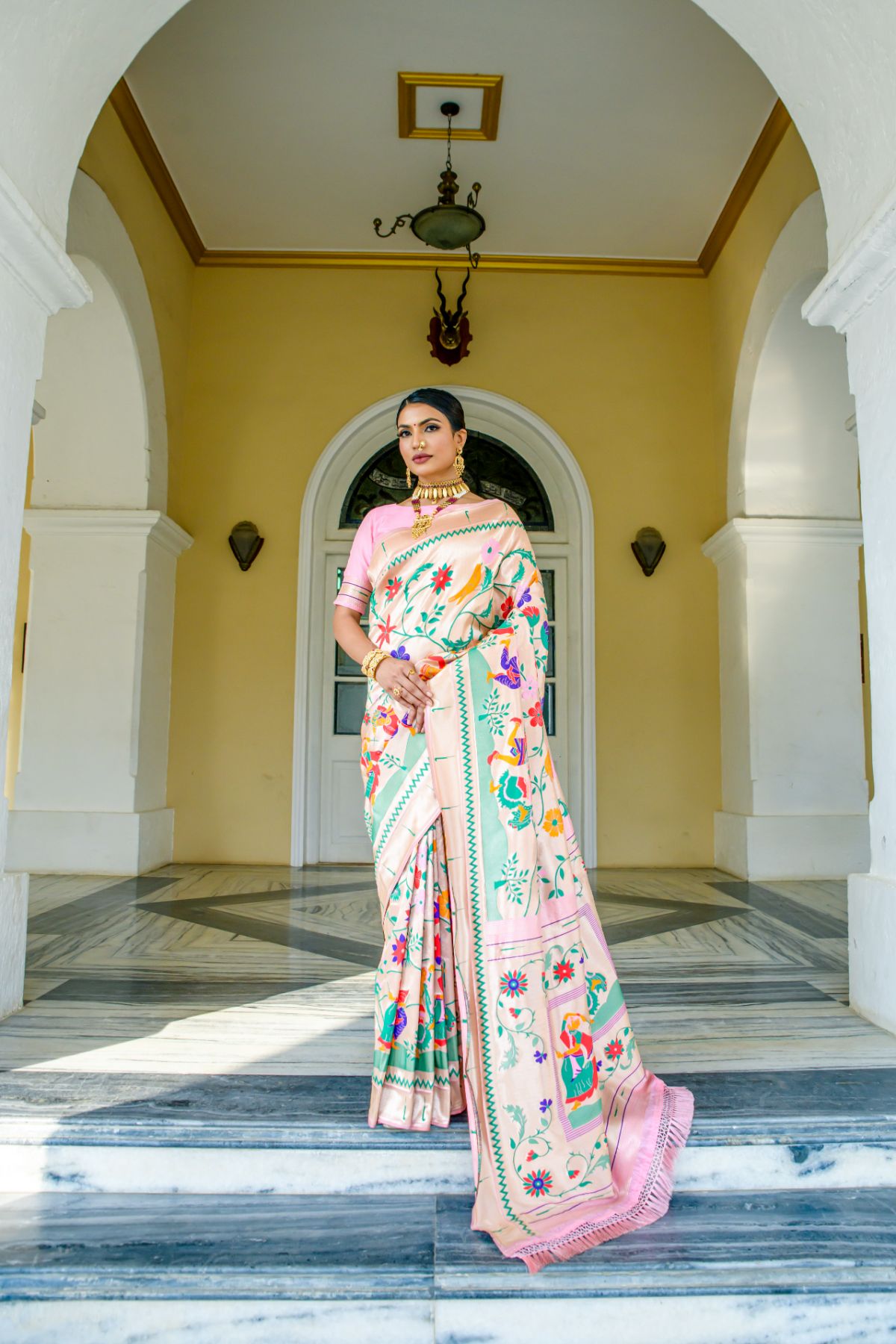 Buy MySilkLove Mulberry Pink Woven Paithani Silk Saree Online