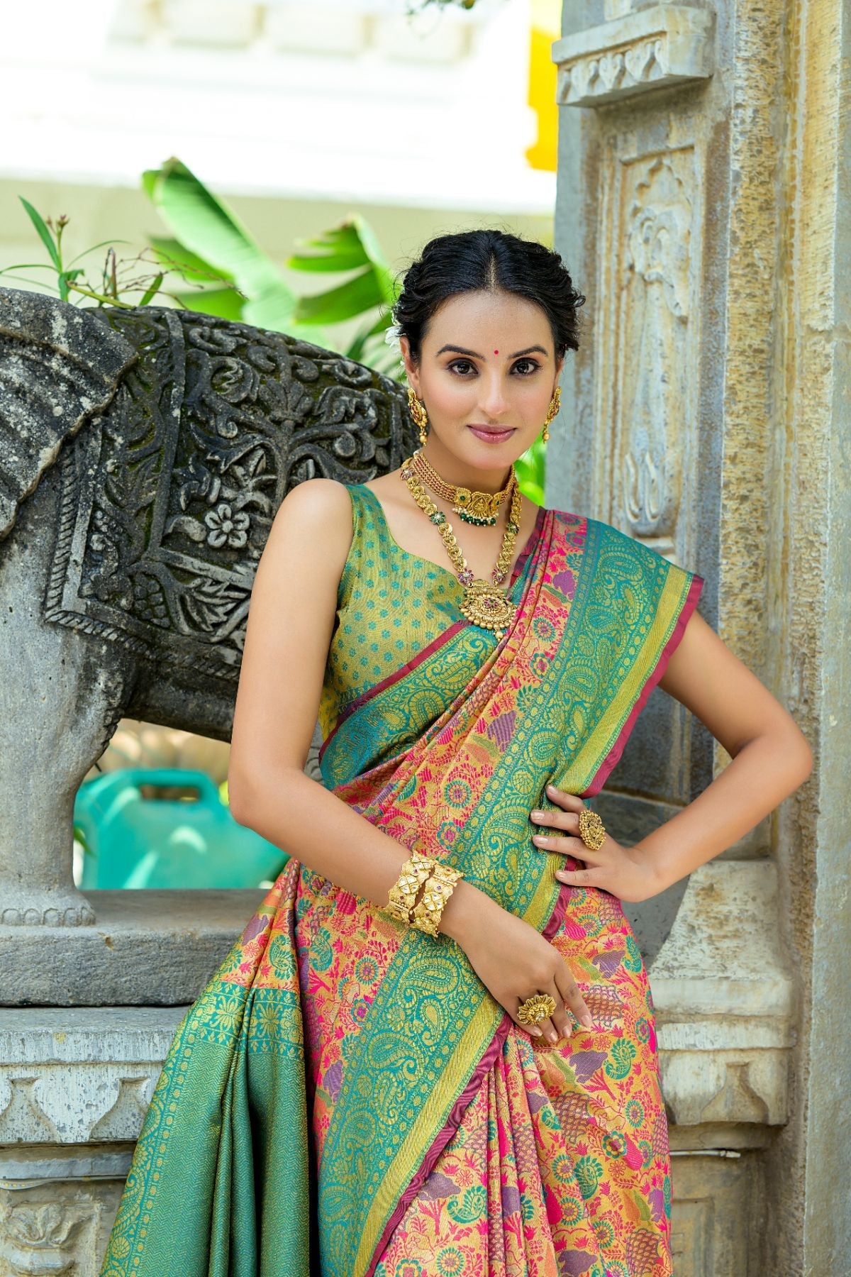 MySilkLove Rama Pink and Green Woven Kanjivaram Saree