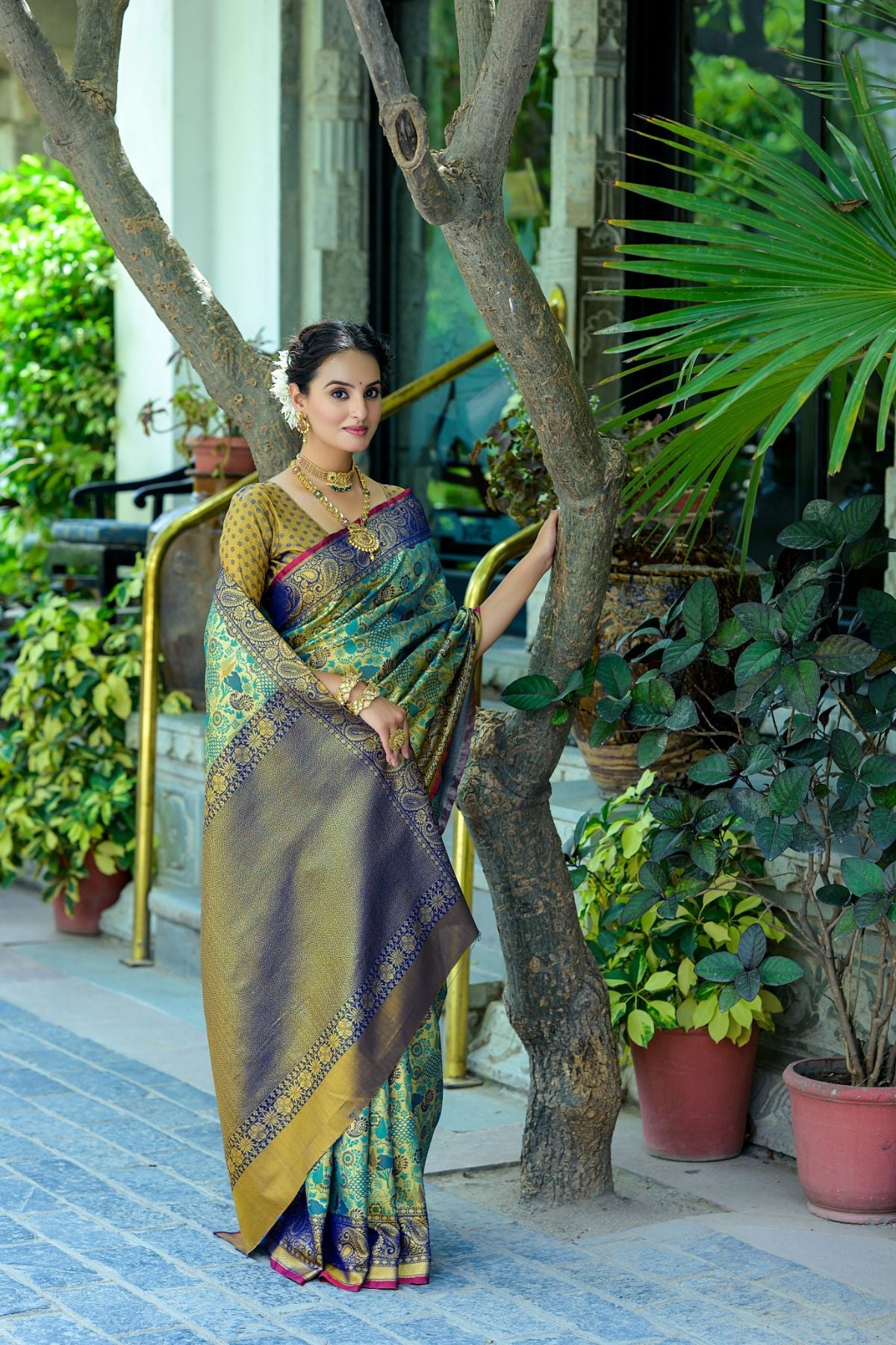 Buy MySilkLove Shine Blue and Green Woven Kanjivaram Saree Online