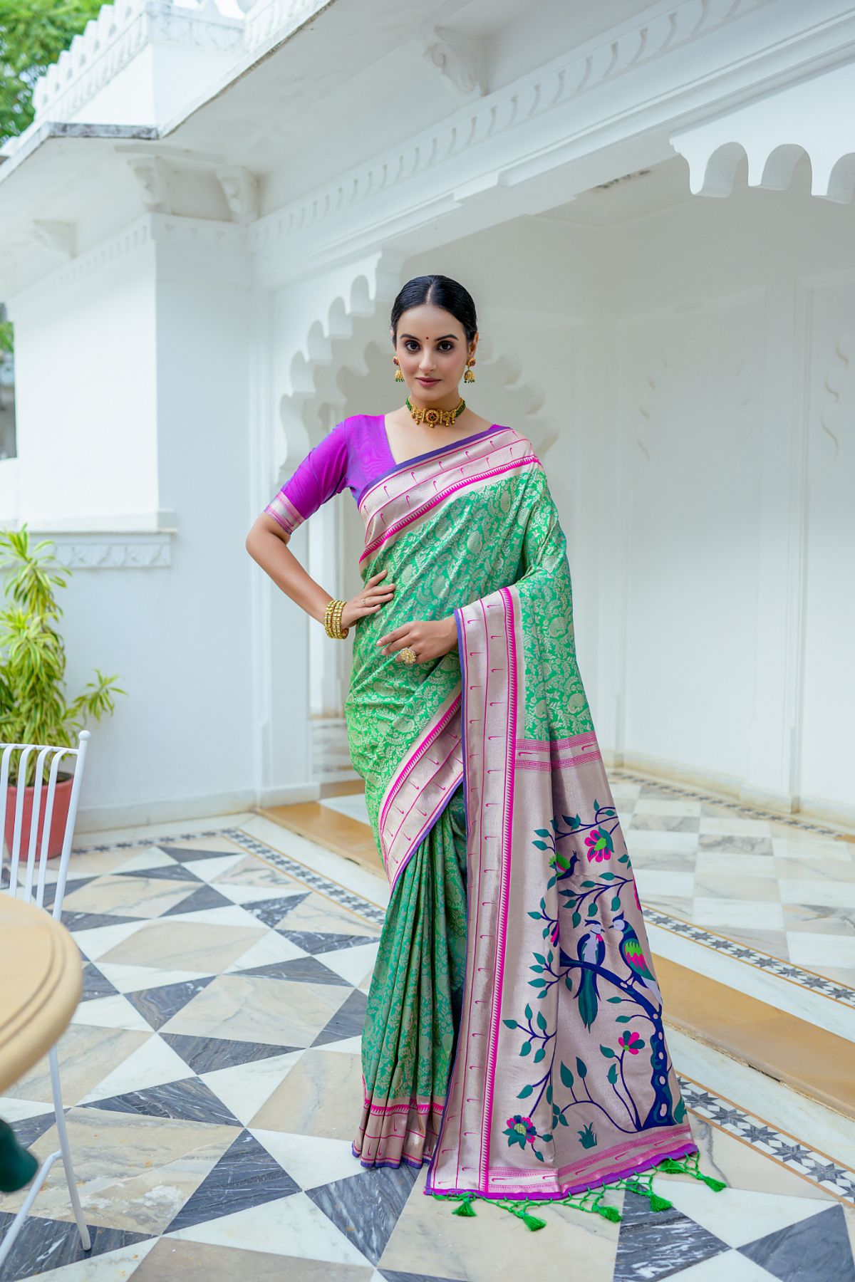 Buy MySilkLove Dianthus Green Woven Paithani Saree Online