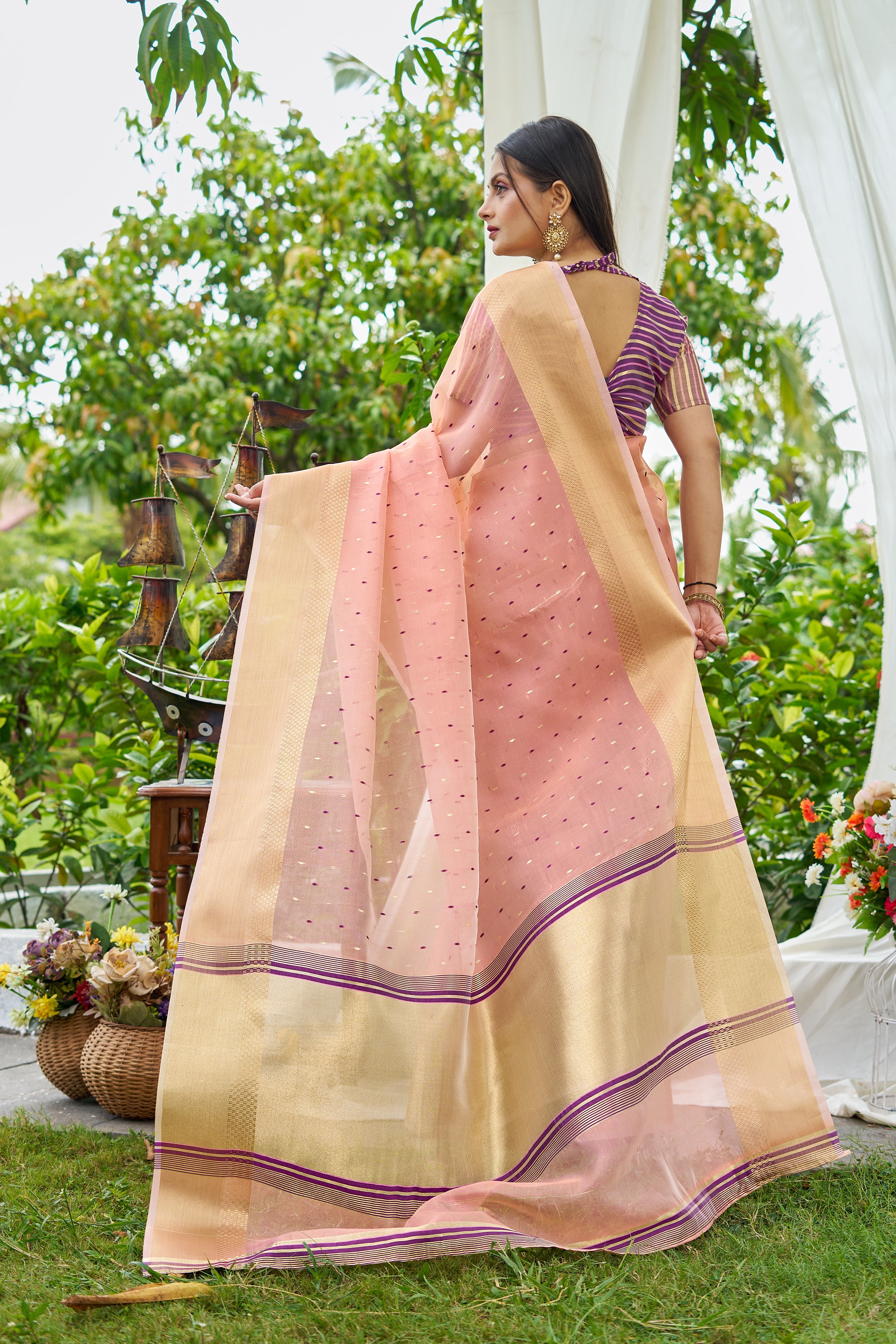 Buy MySilkLove Bush Pink Woven Shimmer Silk Saree Online