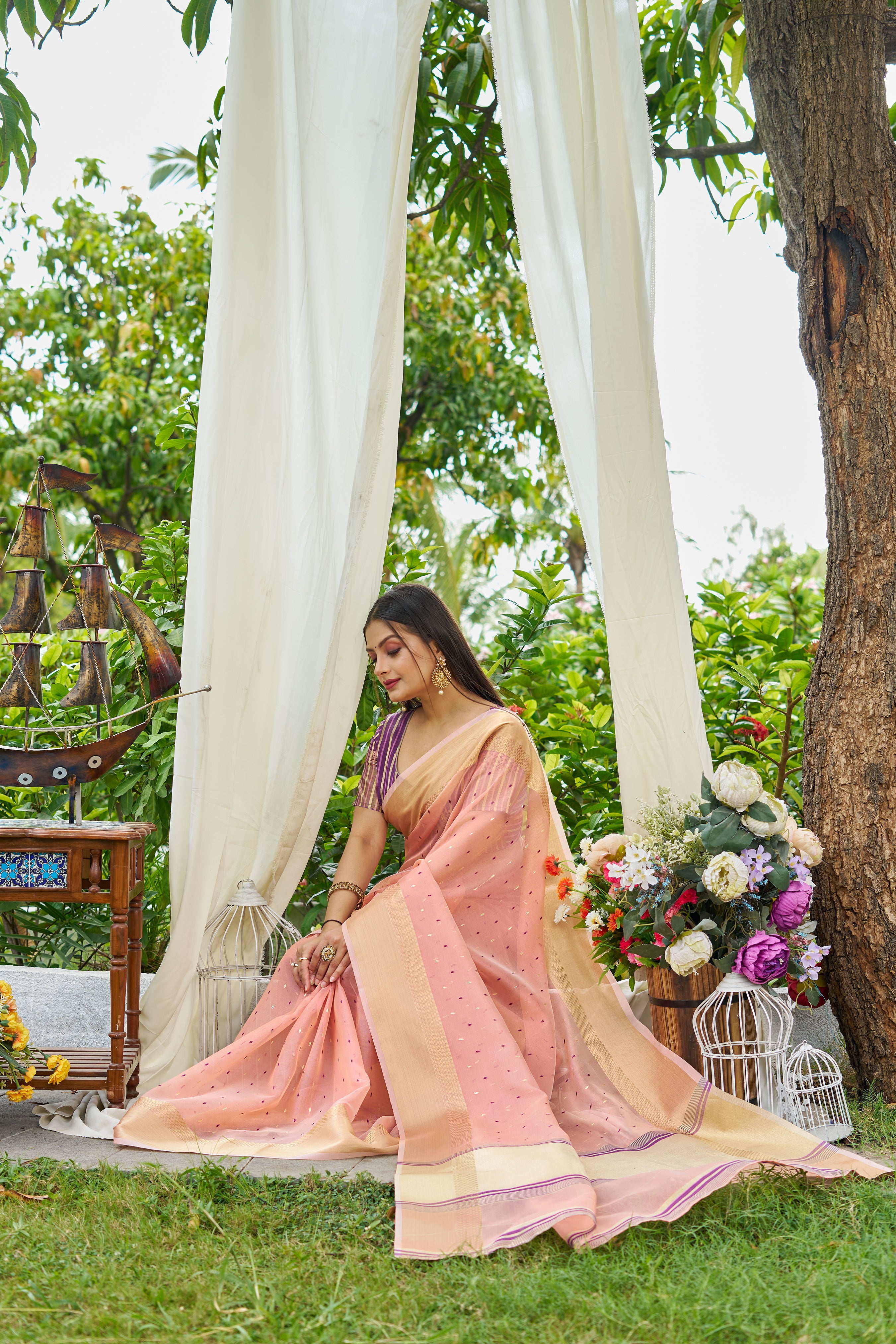 Buy MySilkLove Bush Pink Woven Shimmer Silk Saree Online