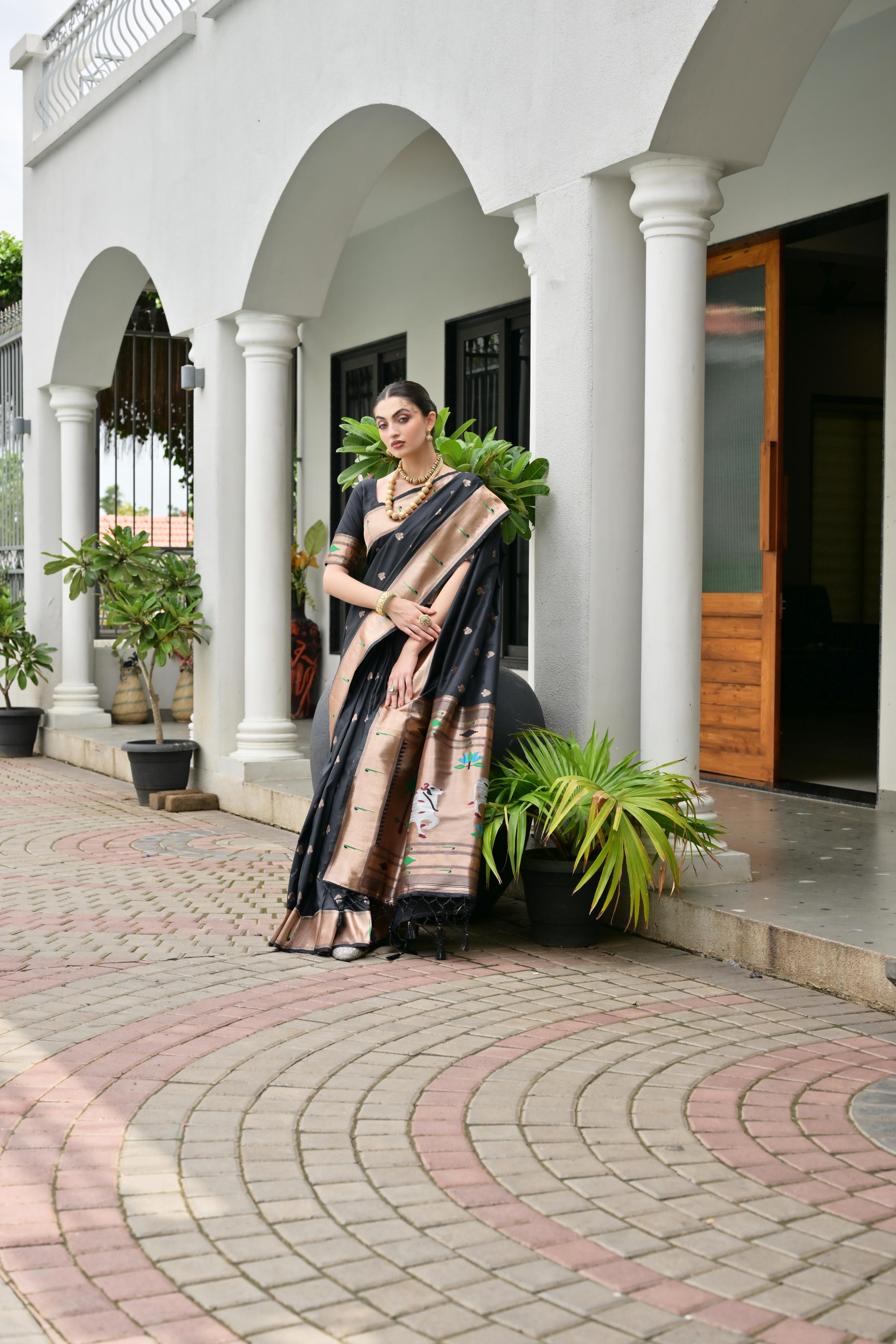 Buy MySilkLove Rodeo Black Woven Paithani Saree Online