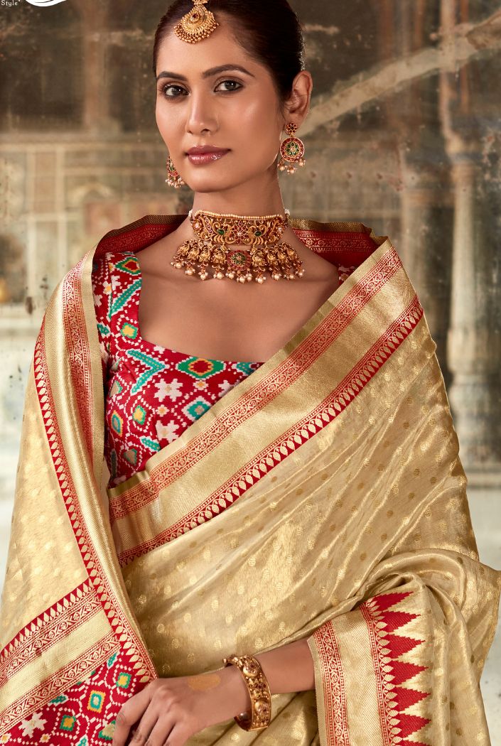 Buy MySilkLove Sand Dollar Golden Woven Zari Banarasi Patola Silk Saree Online