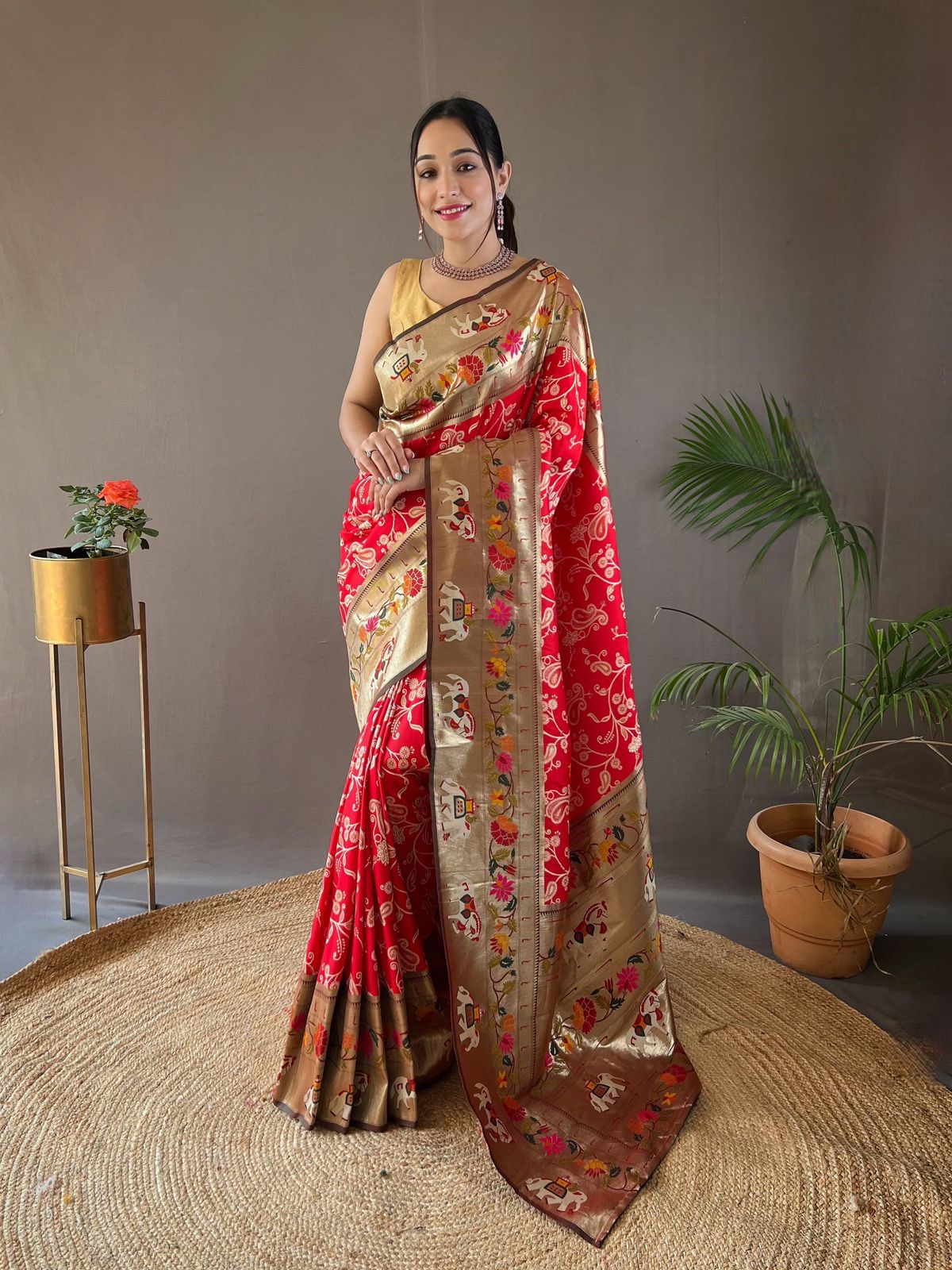 Buy MySilkLove Rose Red Woven Paithani Patola Fusion Saree Online