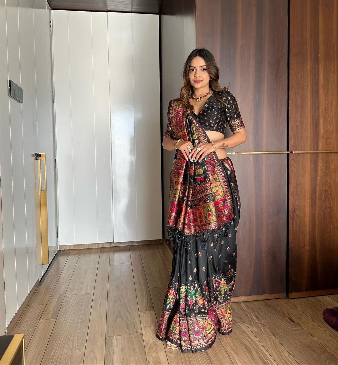 Buy MySilkLove Code Dark Black Kashmiri Woven Banarasi Silk Saree Online