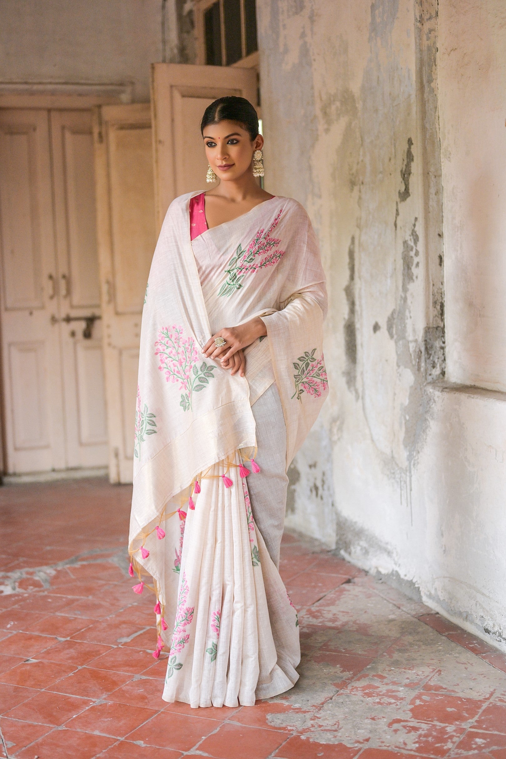 Buy MySilkLove Ice White Muga Cotton Woven Saree Online