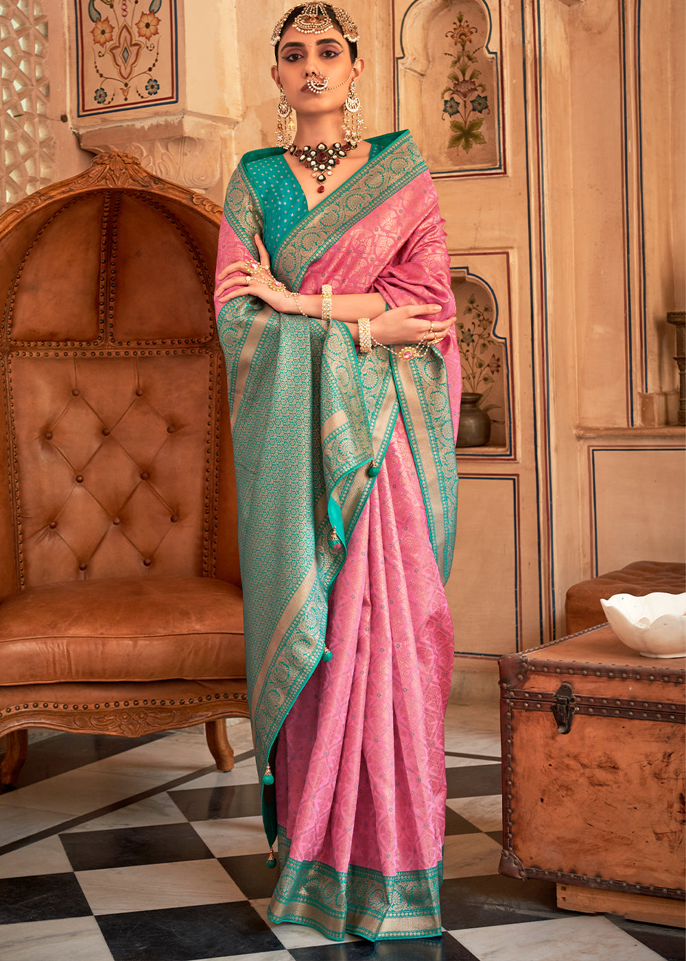 Buy MySilkLove Chestnut Rose Pink Zari Woven Banarasi Silk Saree Online