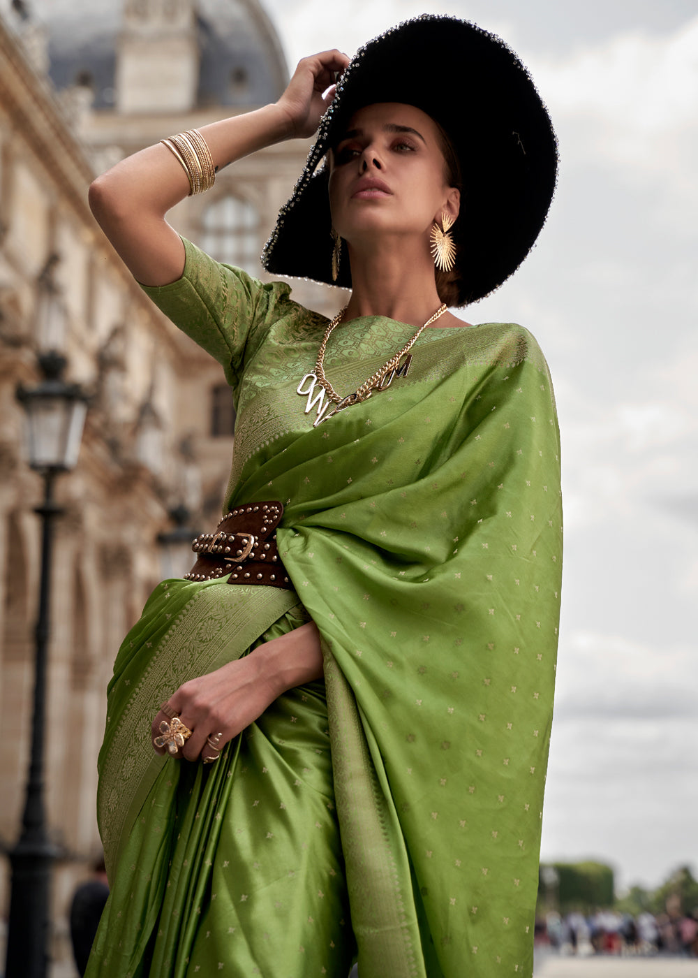 Buy MySilkLove Go Ben Green Woven Banarasi Satin Silk Saree Online