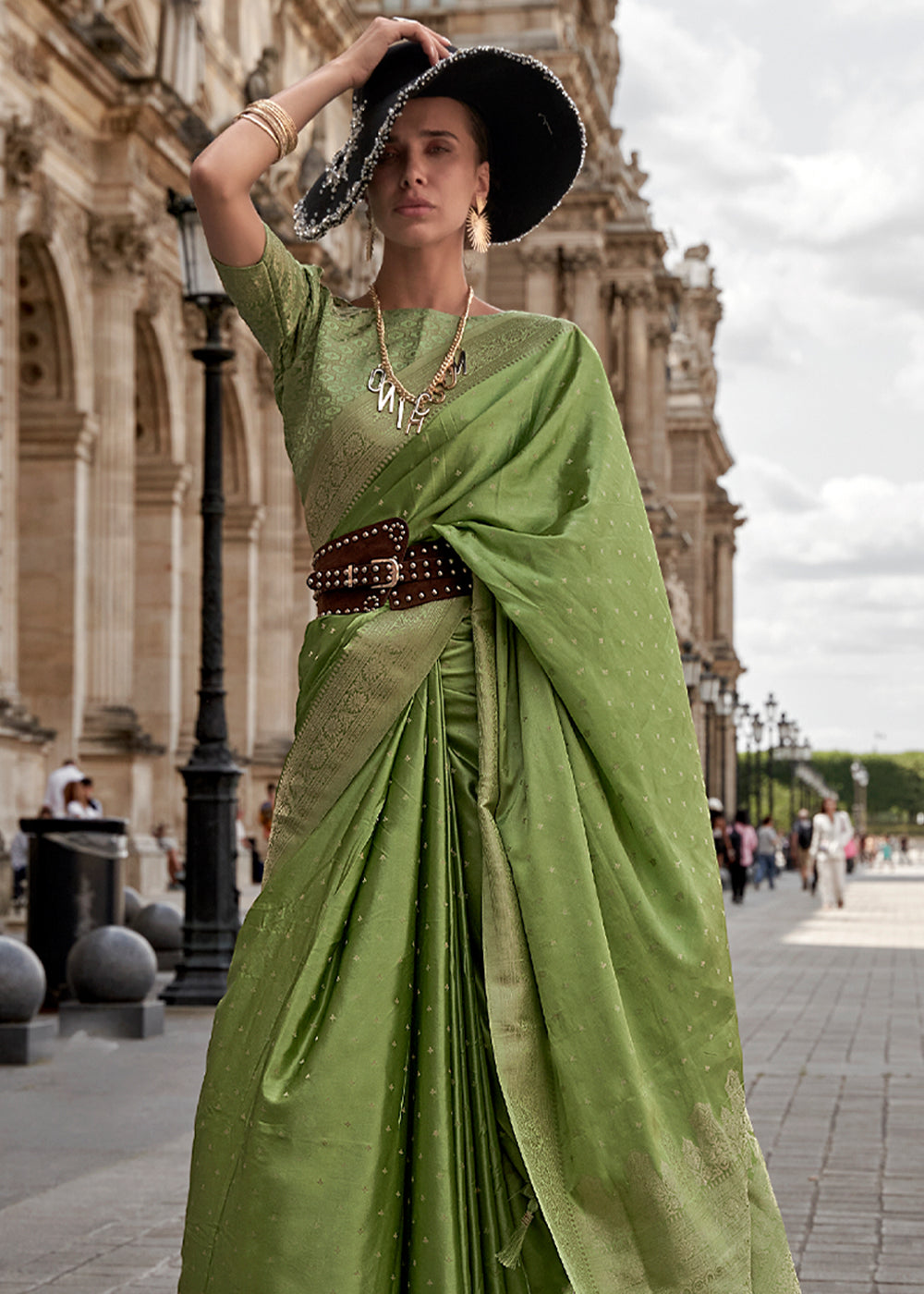 Buy MySilkLove Go Ben Green Woven Banarasi Satin Silk Saree Online