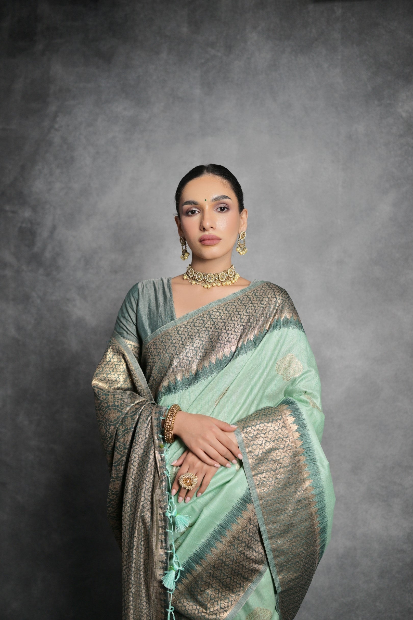Buy MySilkLove Spring Rain Green Tussar Temple Border Silk Saree Online