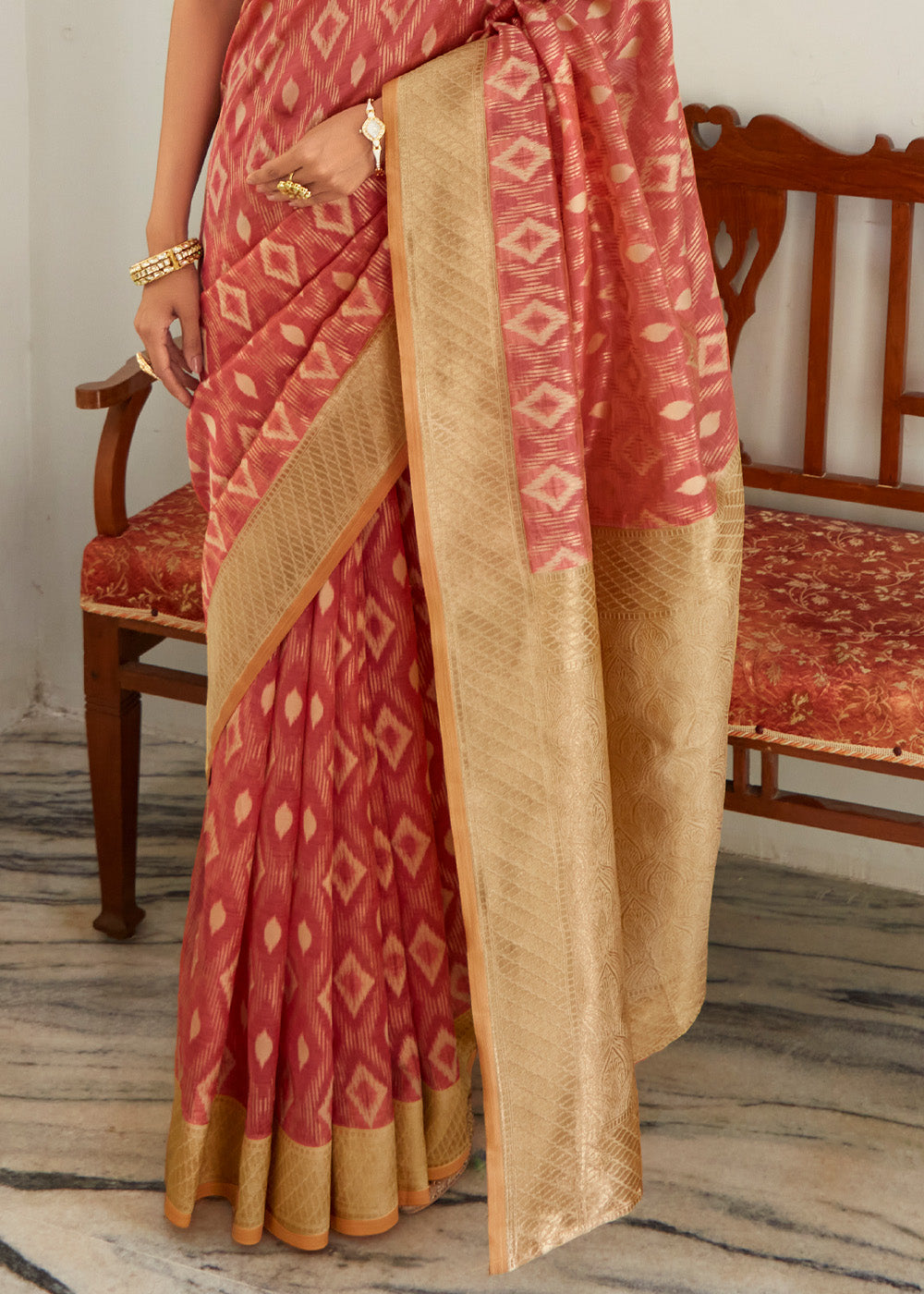 Buy MySilkLove Stiletto Red Woven Banarasi Organza Silk Saree Online