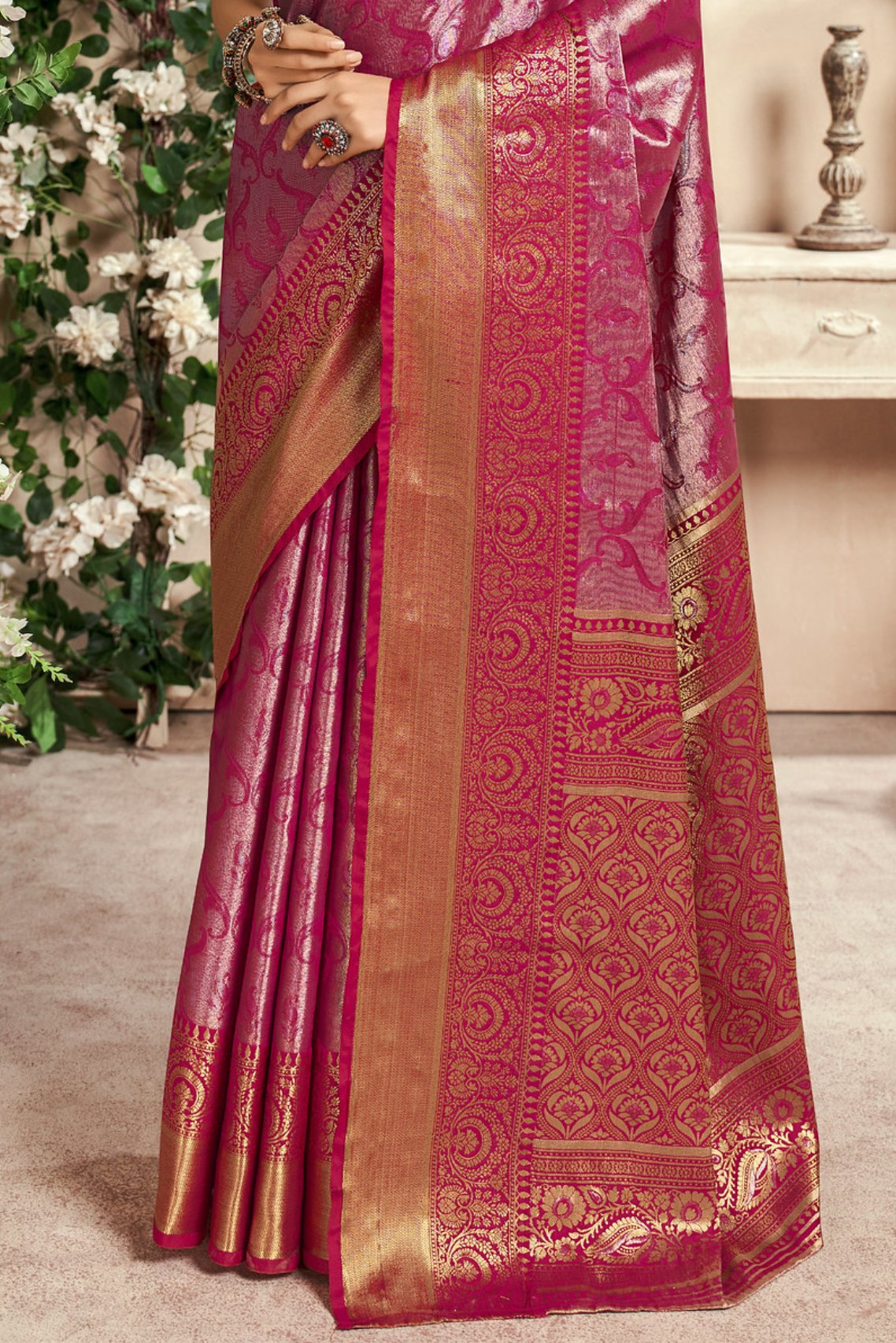 Buy MySilkLove Charm Pink Woven Kanjivaram Saree Online