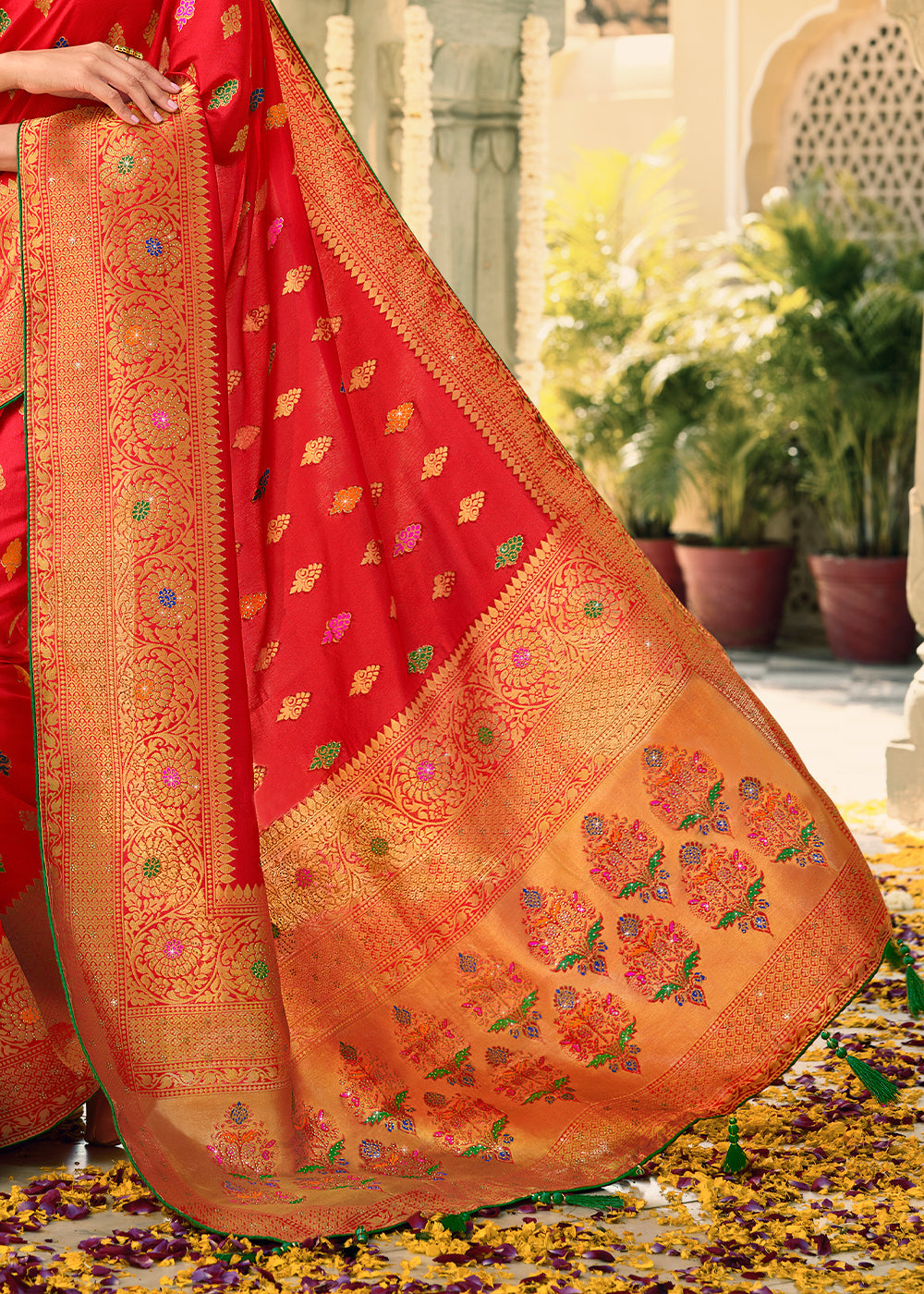 Buy MySilkLove Valencia Red Woven Banarasi Silk Saree Online