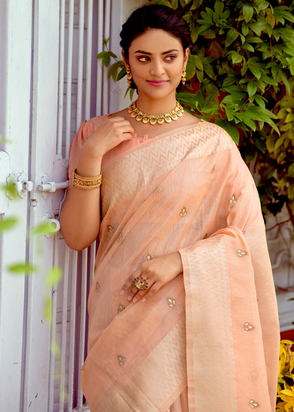 Buy MySilkLove Romantic Peach Woven Banarasi Linen Silk Saree Online