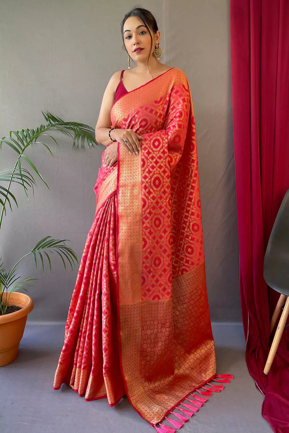 Buy MySilkLove Cinnabar Pink Patola Silk Saree Online