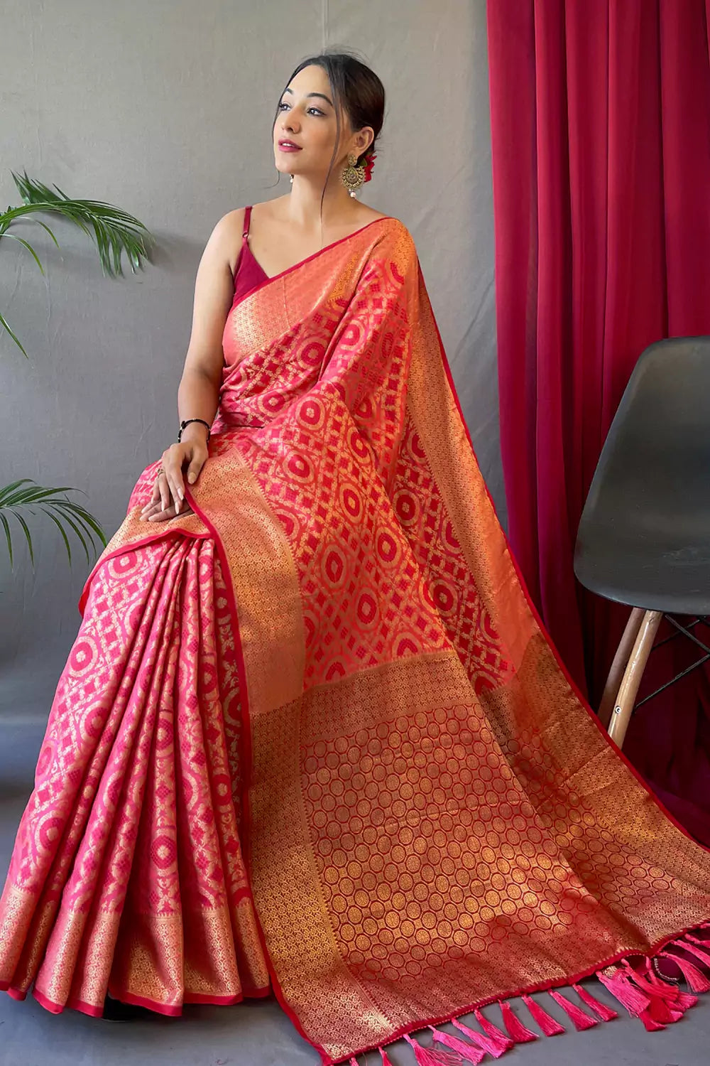 Buy MySilkLove Cinnabar Pink Patola Silk Saree Online