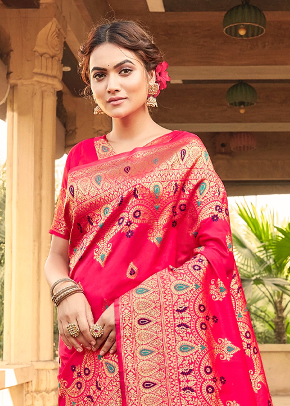 Buy MySilkLove Red Ribbon Pink Zari Woven Banarasi Saree Online