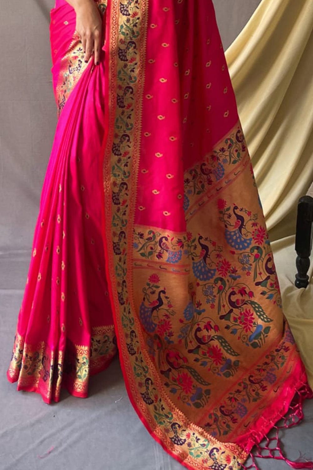 Buy MySilkLove Shiraz Pink Zari Woven Paithani Saree Online