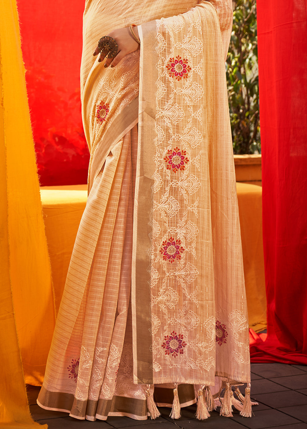 Buy MySilkLove Peach Orange Woven Linen Silk Saree Online