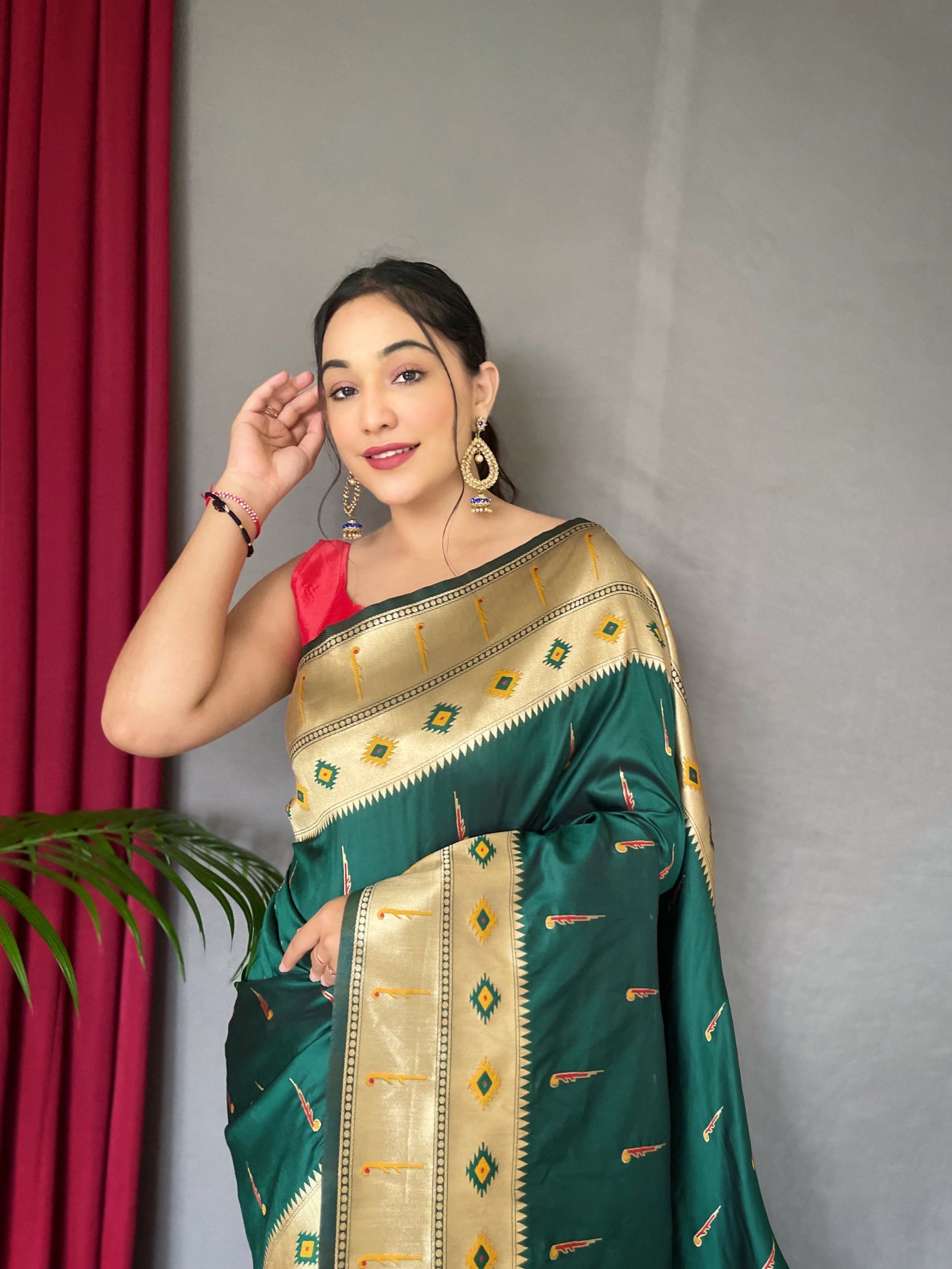 Buy MySilkLove Everglade Green Muniya Paithani Woven Silk Saree Online