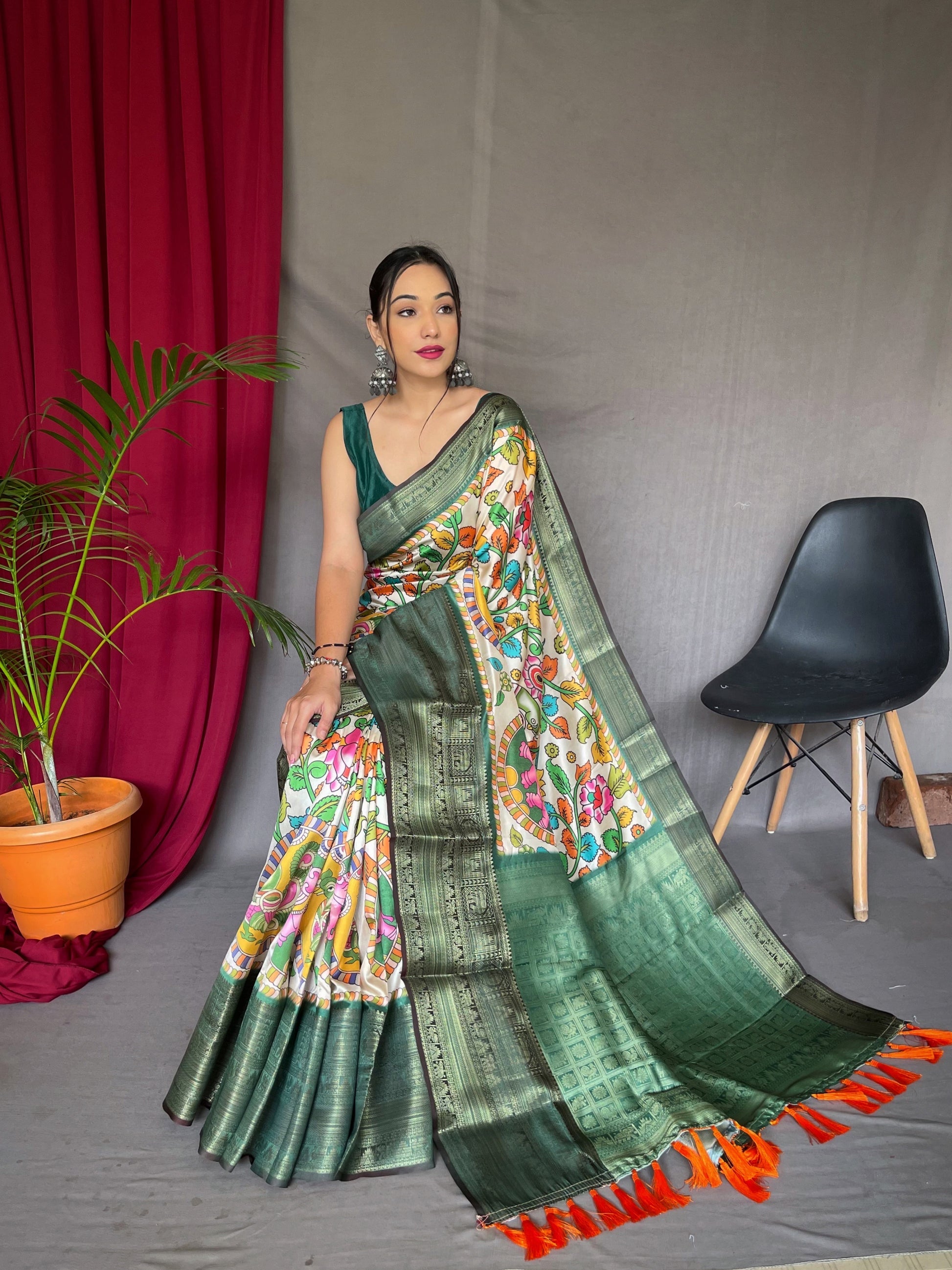 Buy MySilkLove Schist Green Kalamkari Gala Printed Saree Online