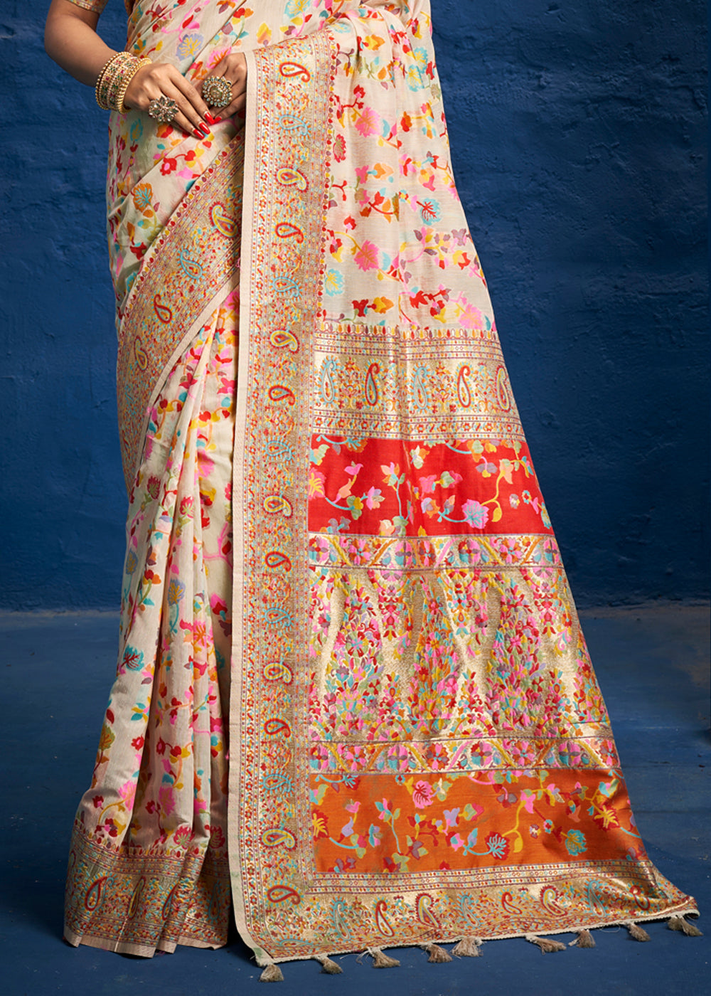 Buy MySilkLove Australian Mint Cream Woven Banarasi Jamewar Saree Online
