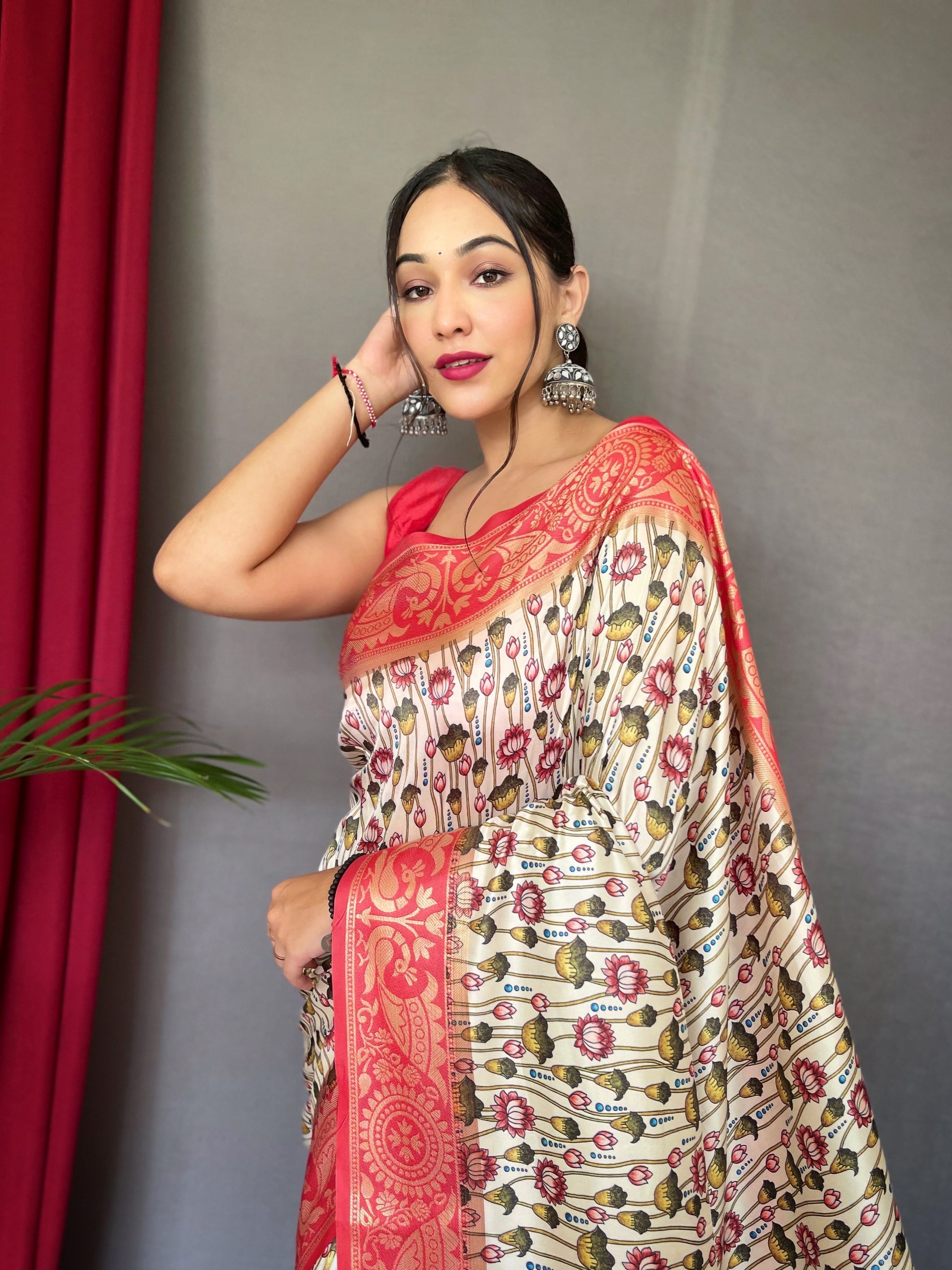 Buy MySilkLove Beach White Kohinoor Kalamkari Gala Paithani Printed Fusion Woven Saree Online